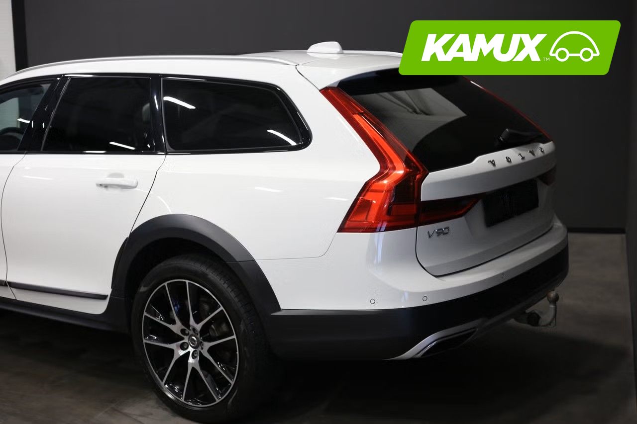 Volvo V90 Cross Country 2017