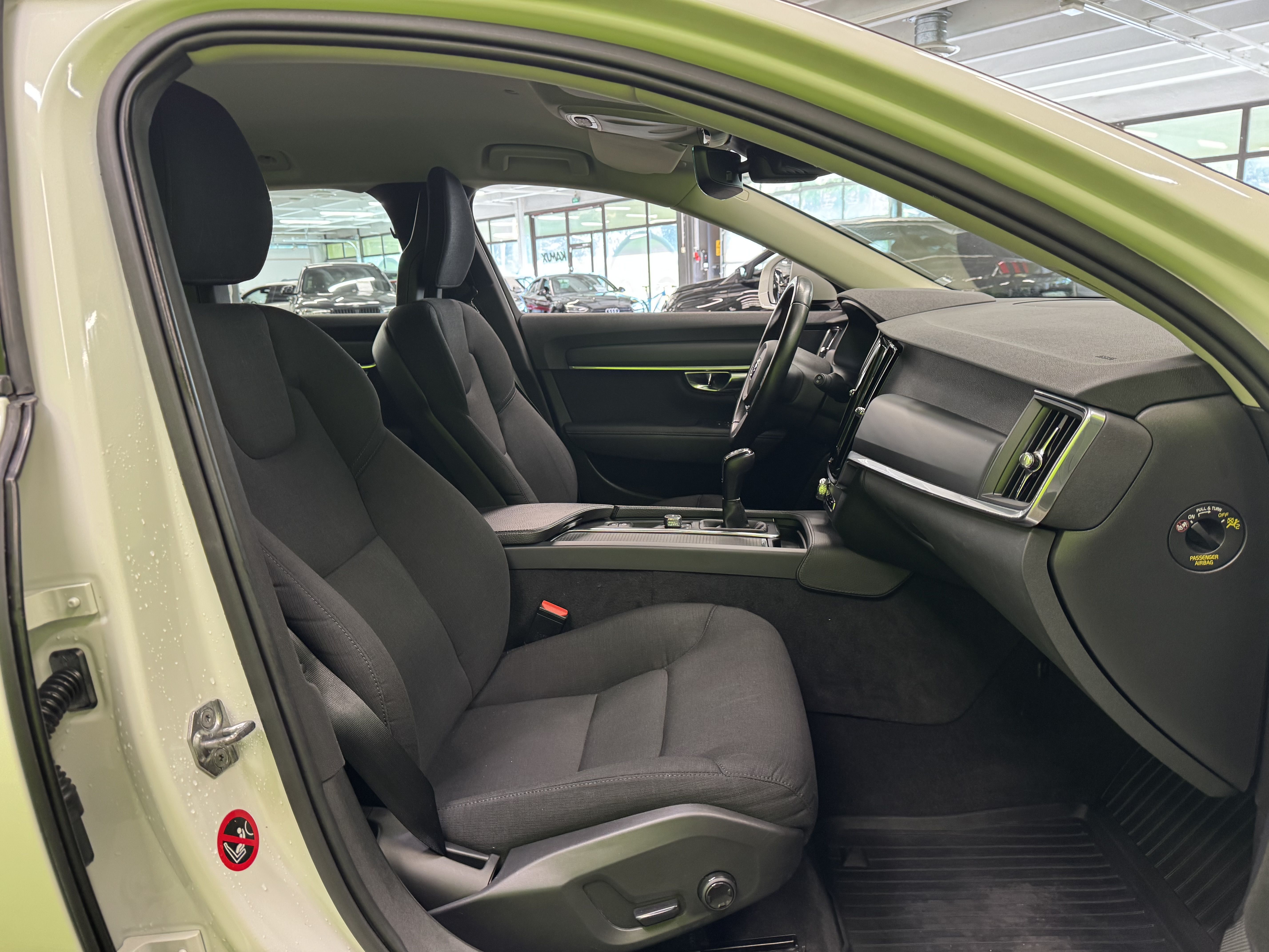 Volvo V90 2017
