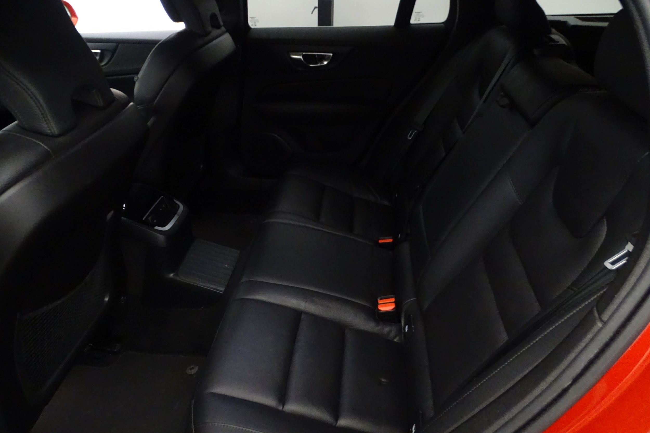 Volvo V60 2023