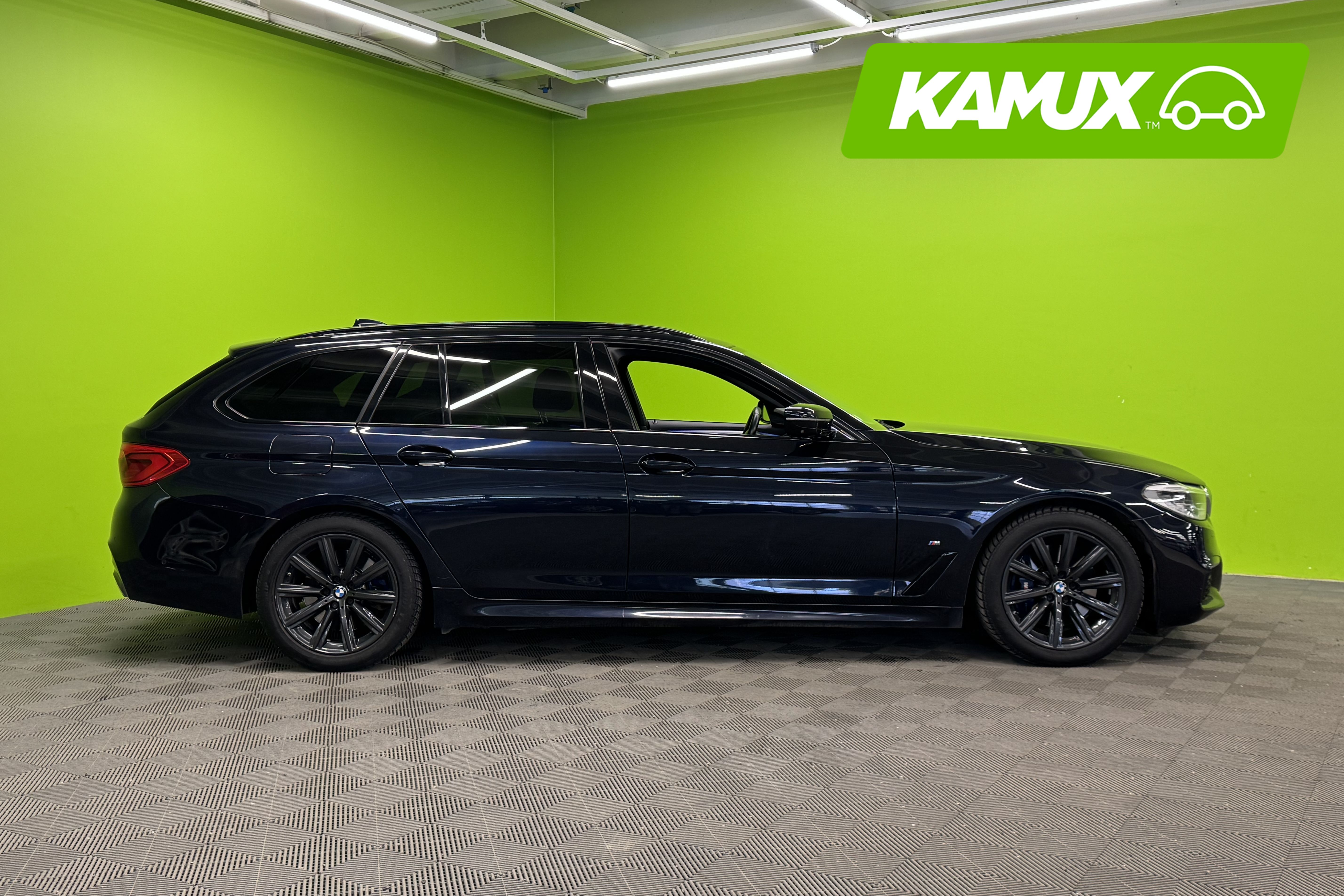 BMW 530 2019