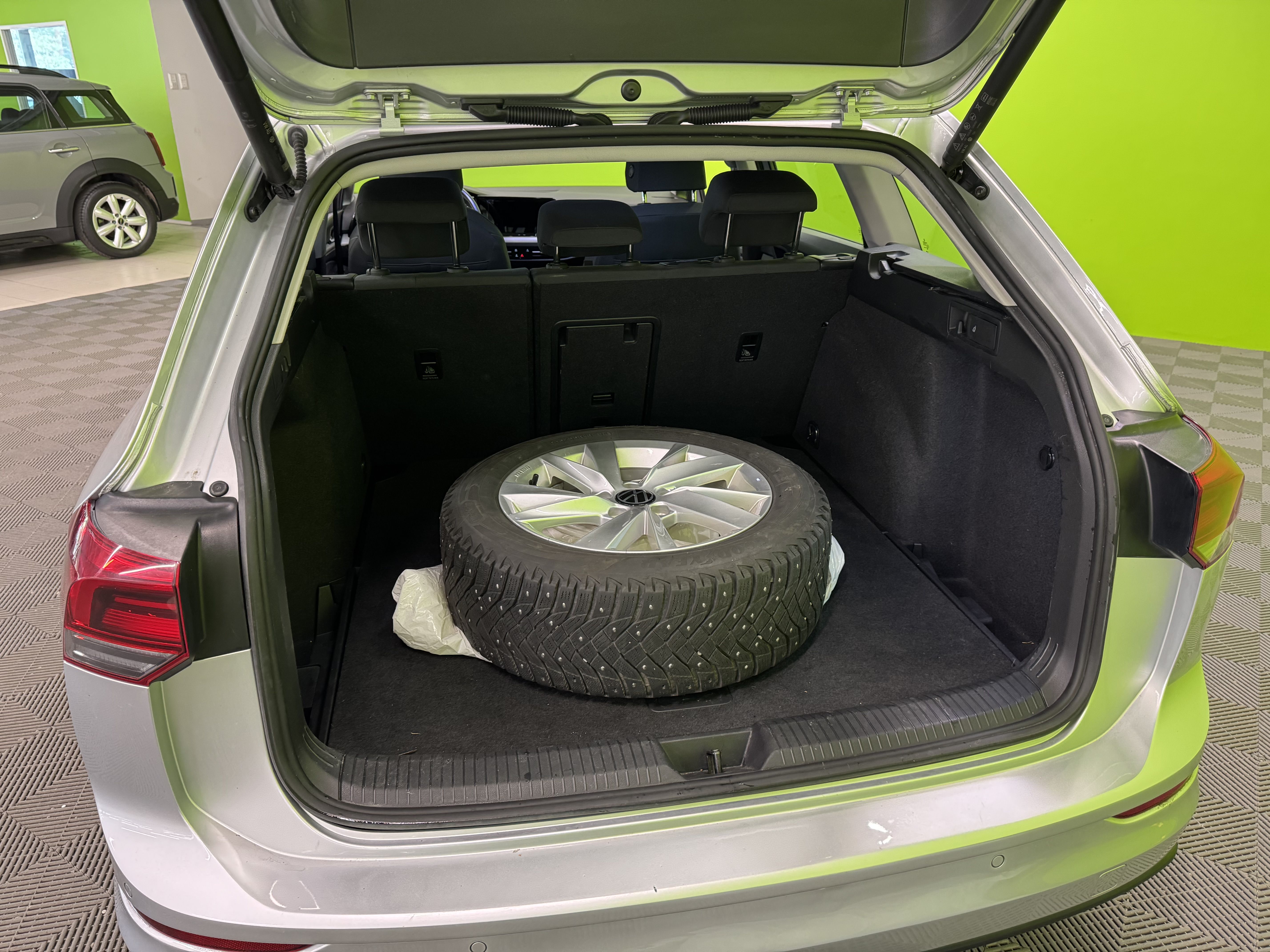 Volkswagen Golf 2023