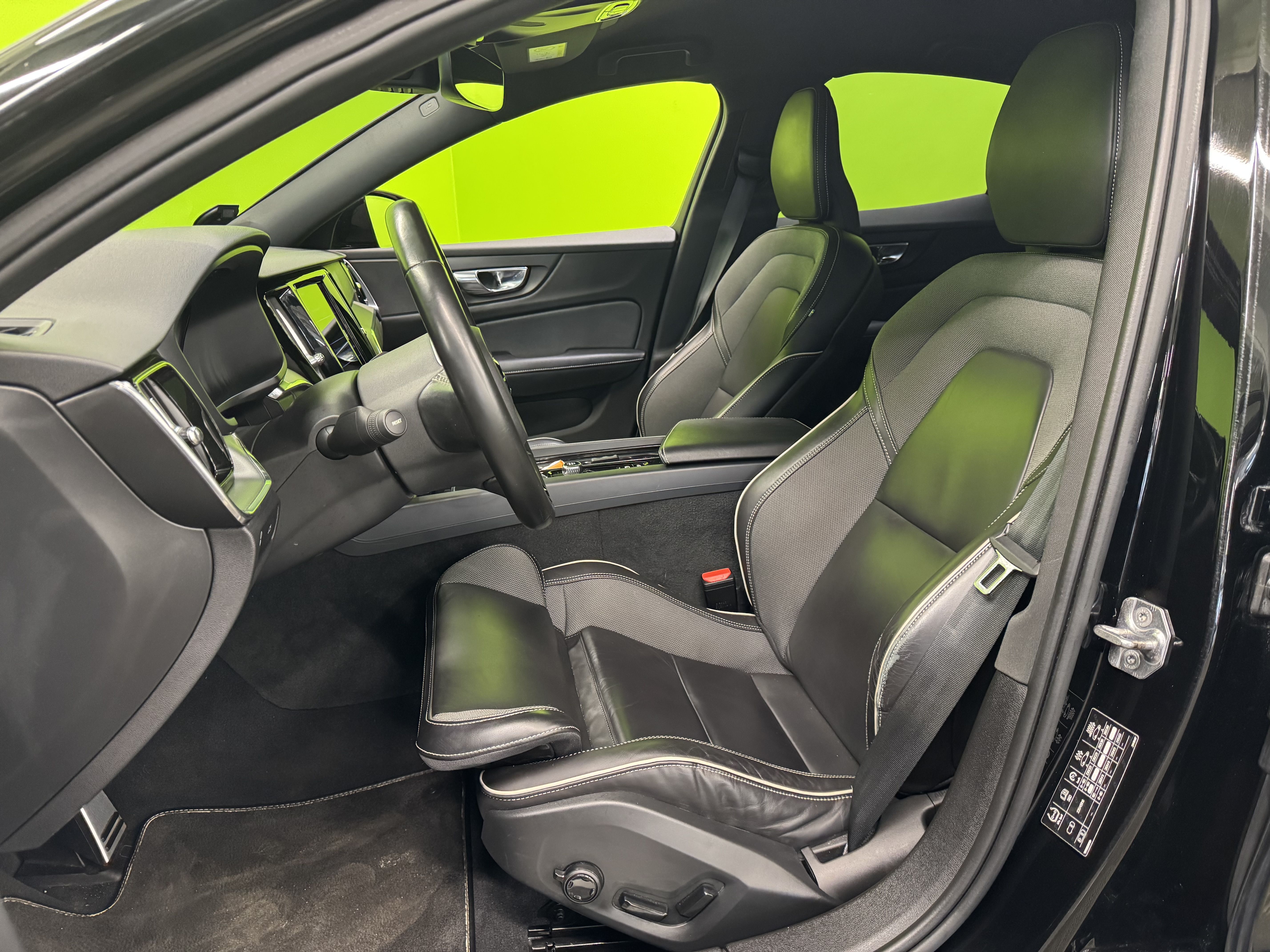 Volvo S60 2021