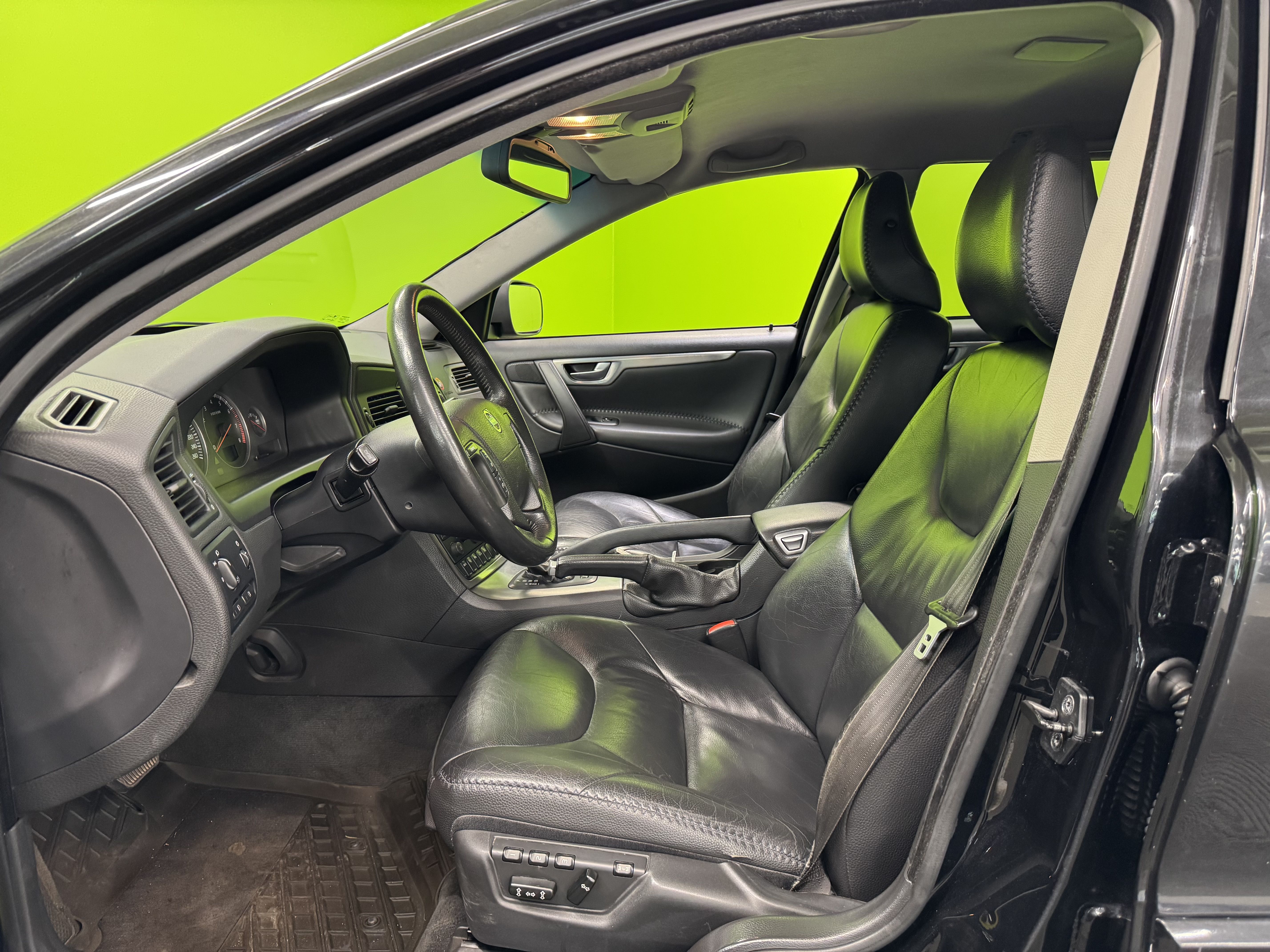 Volvo XC70 2006