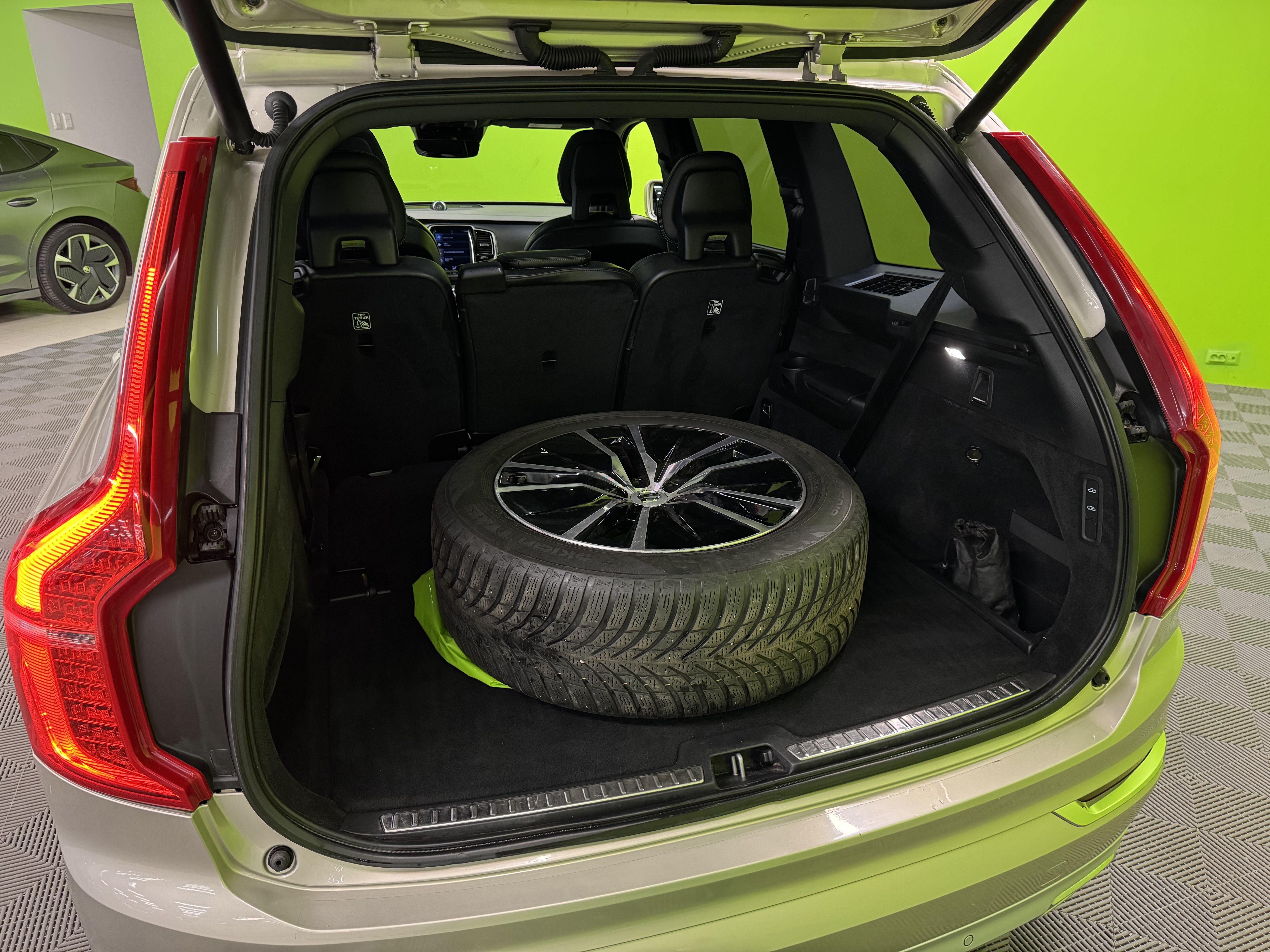 Volvo XC90 2016
