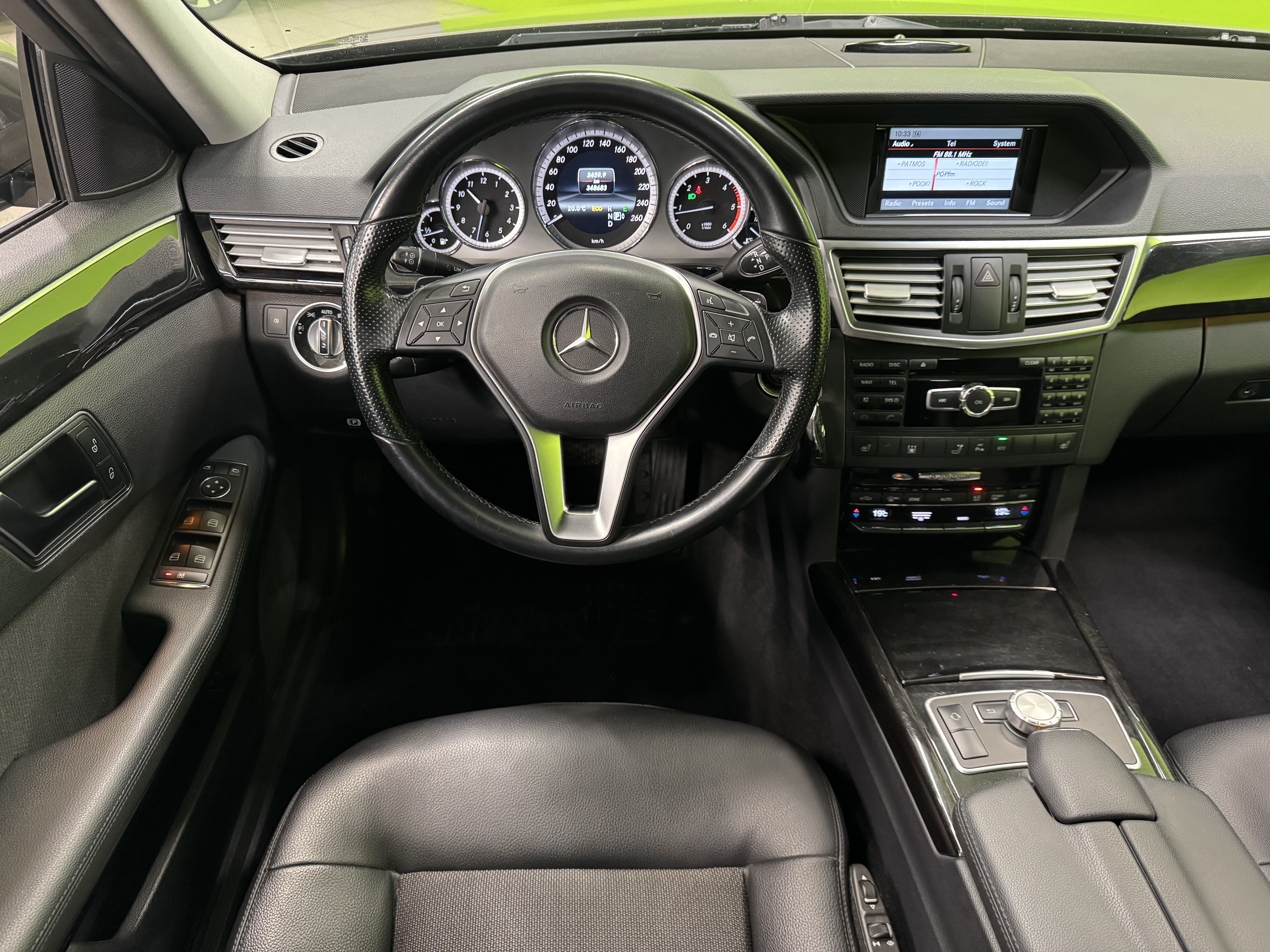 Mercedes-Benz E 2012