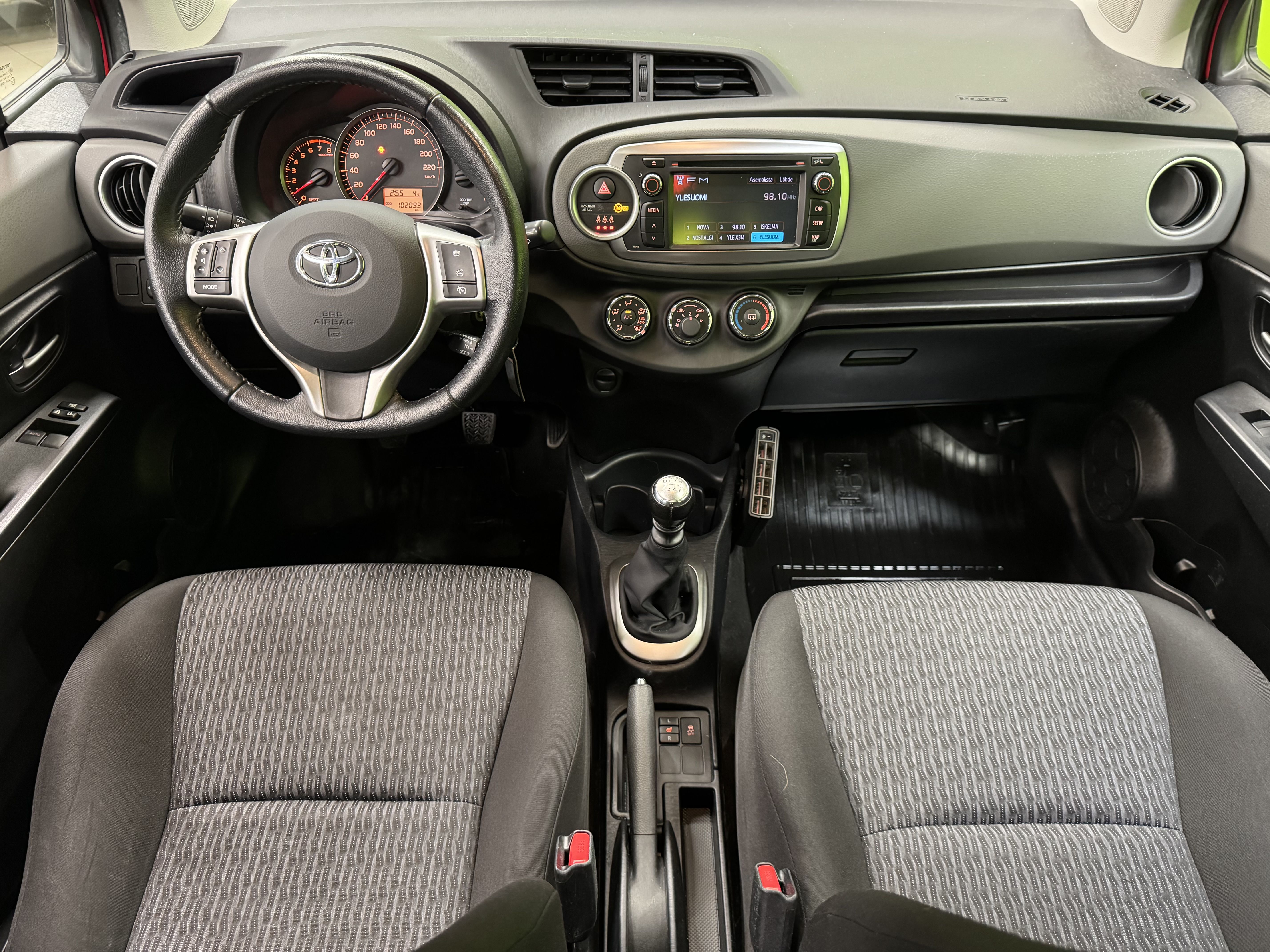 Toyota Yaris 2014