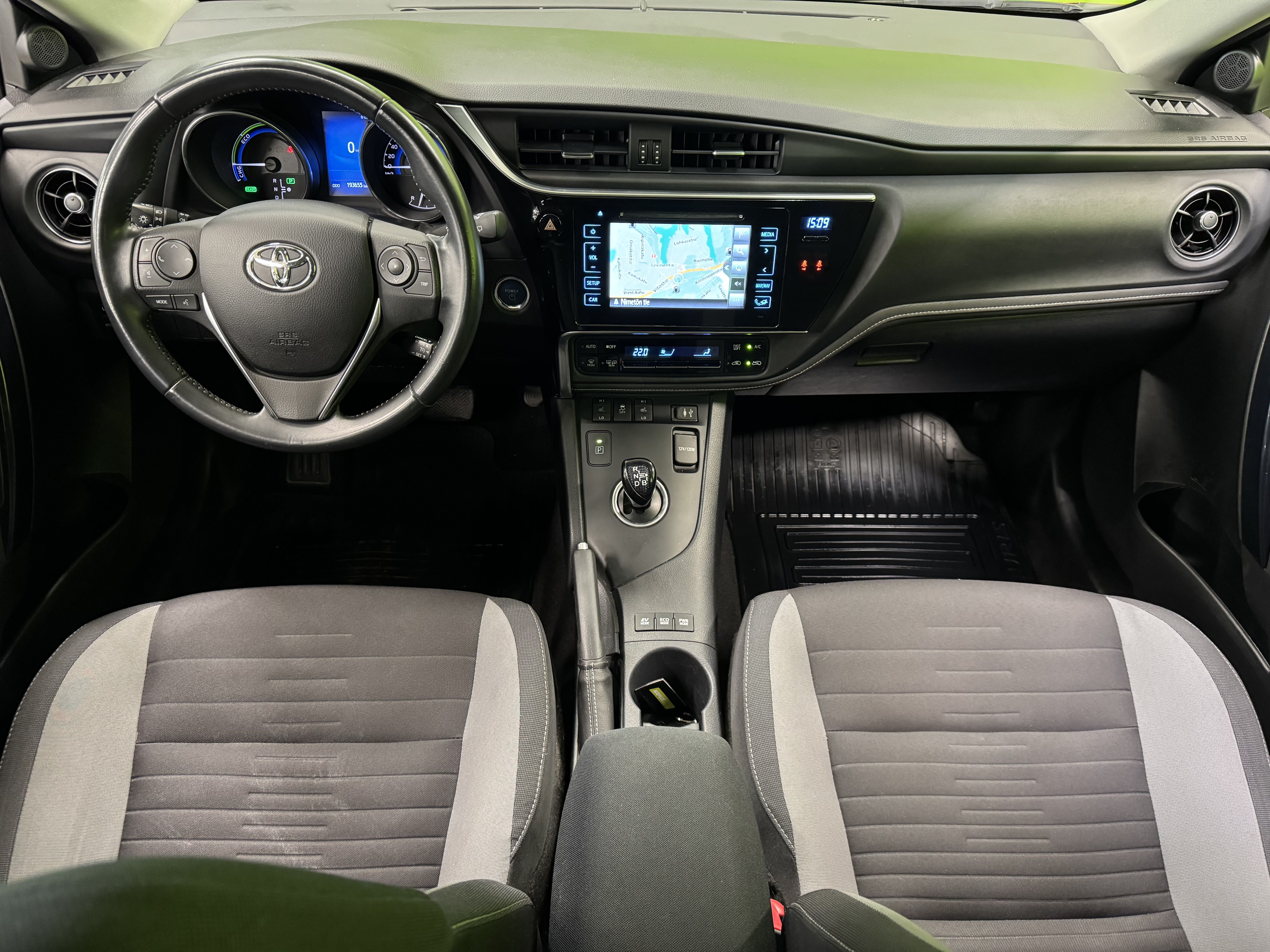Toyota Auris 2016