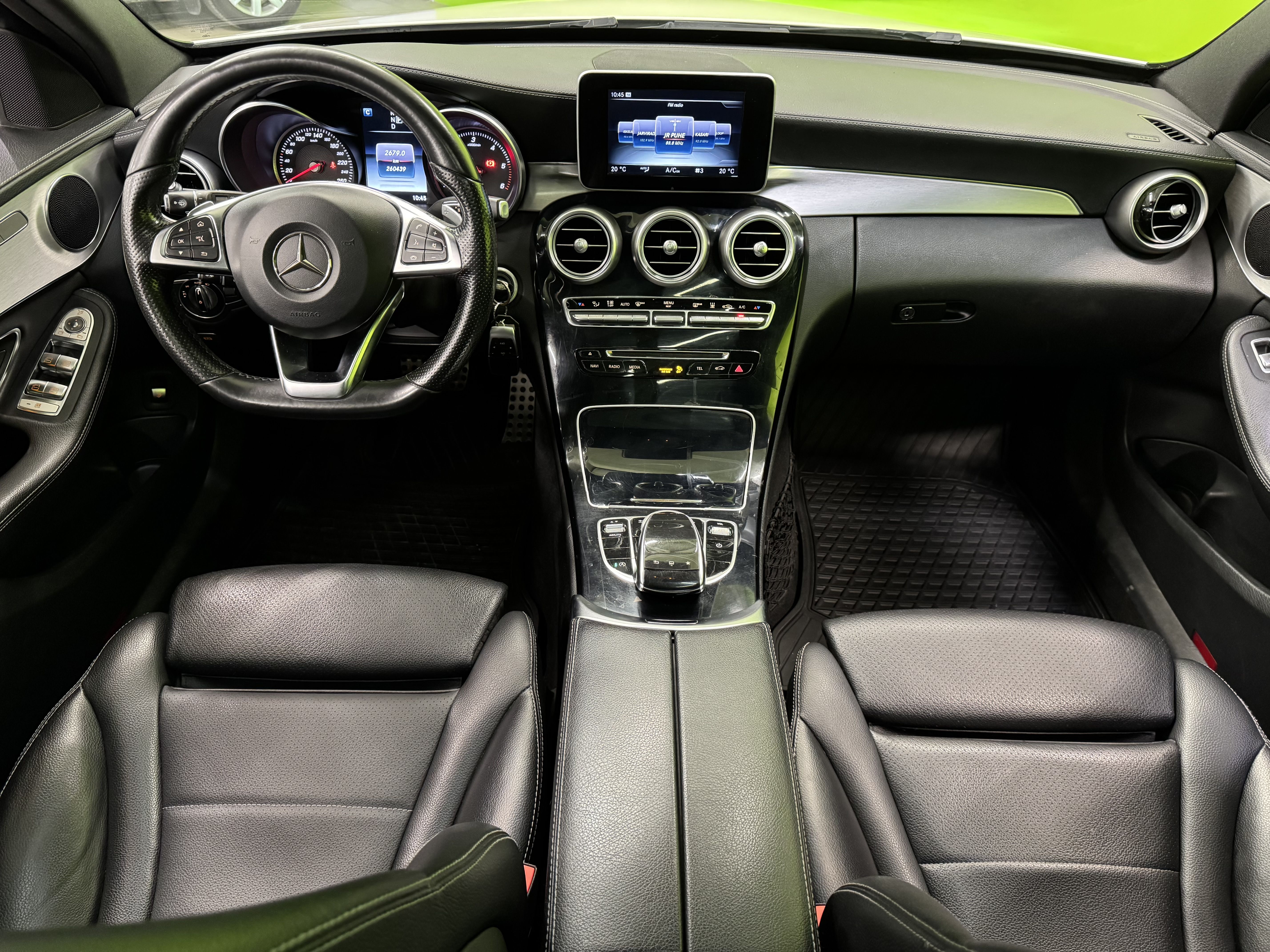 Mercedes-Benz C 2015