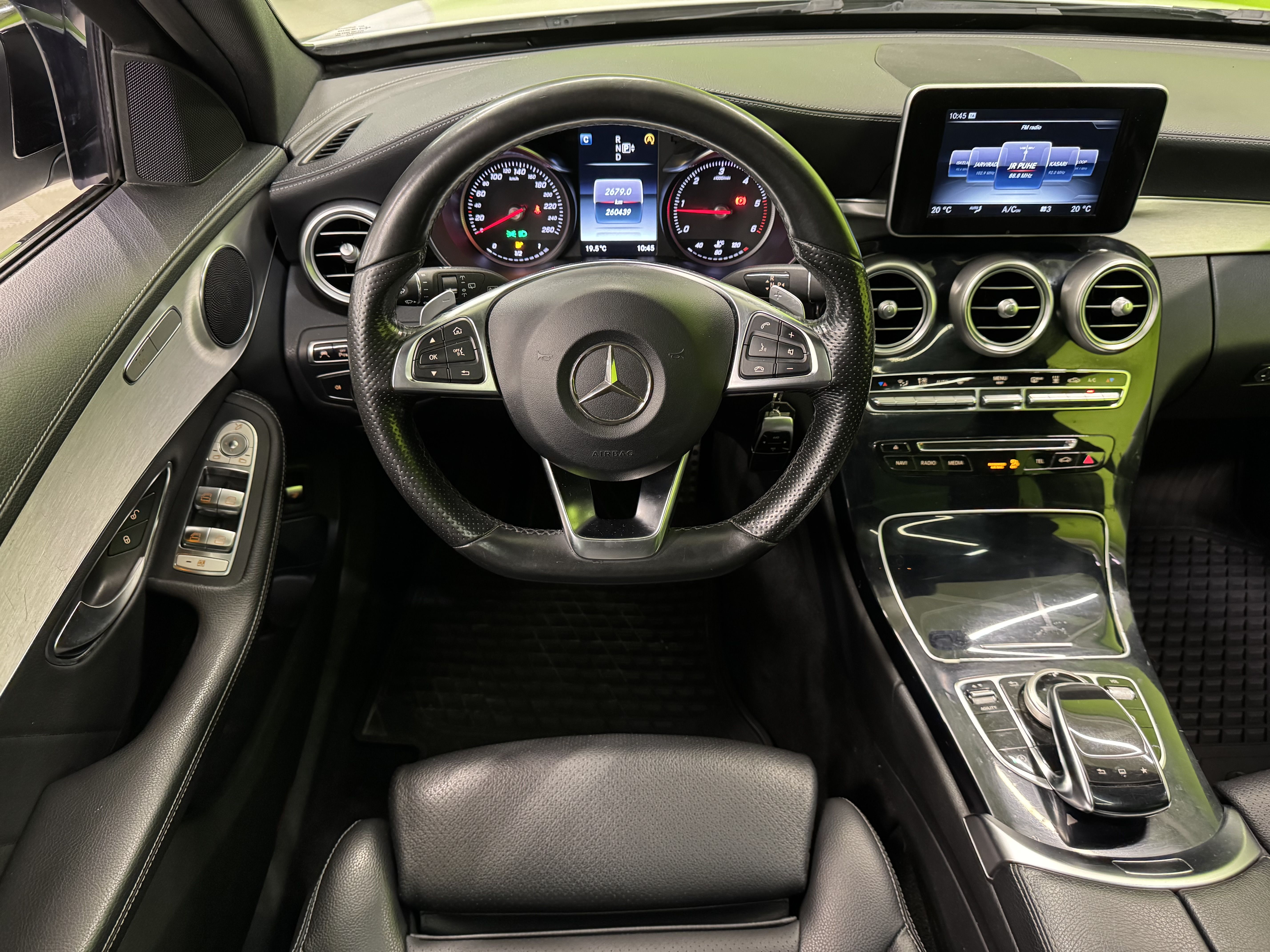 Mercedes-Benz C 2015