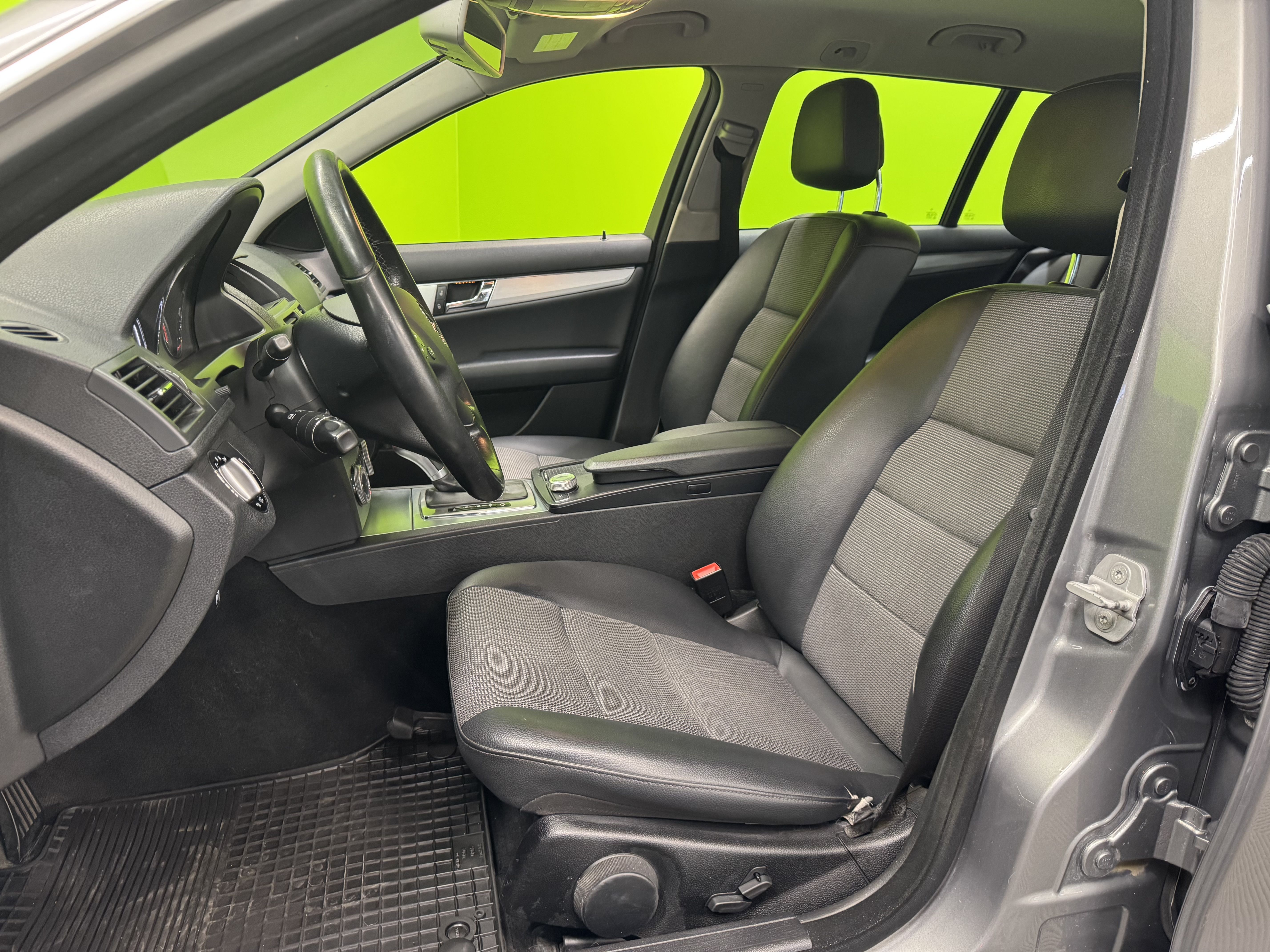 Mercedes-Benz C 2010