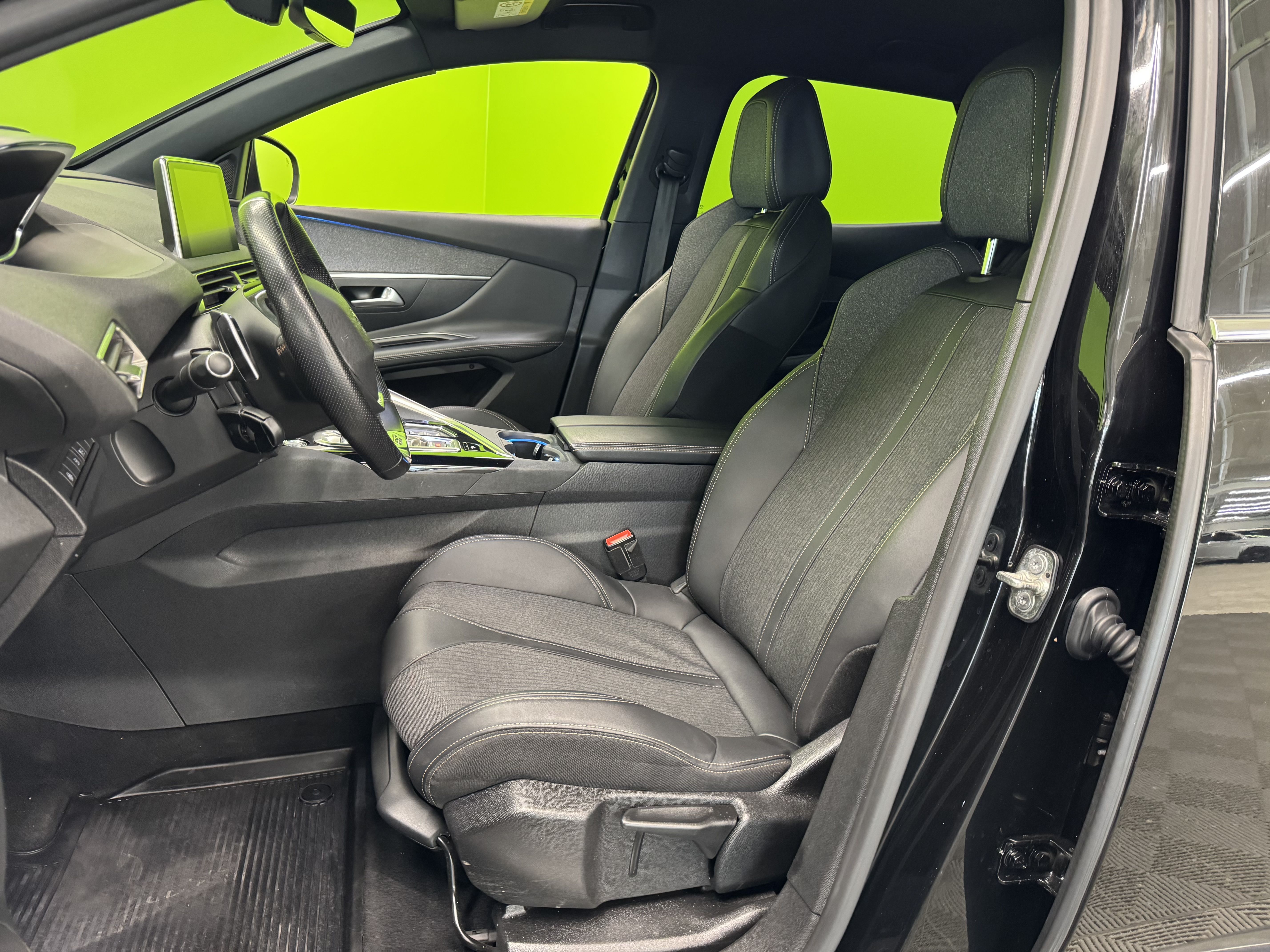 Peugeot 3008 2020