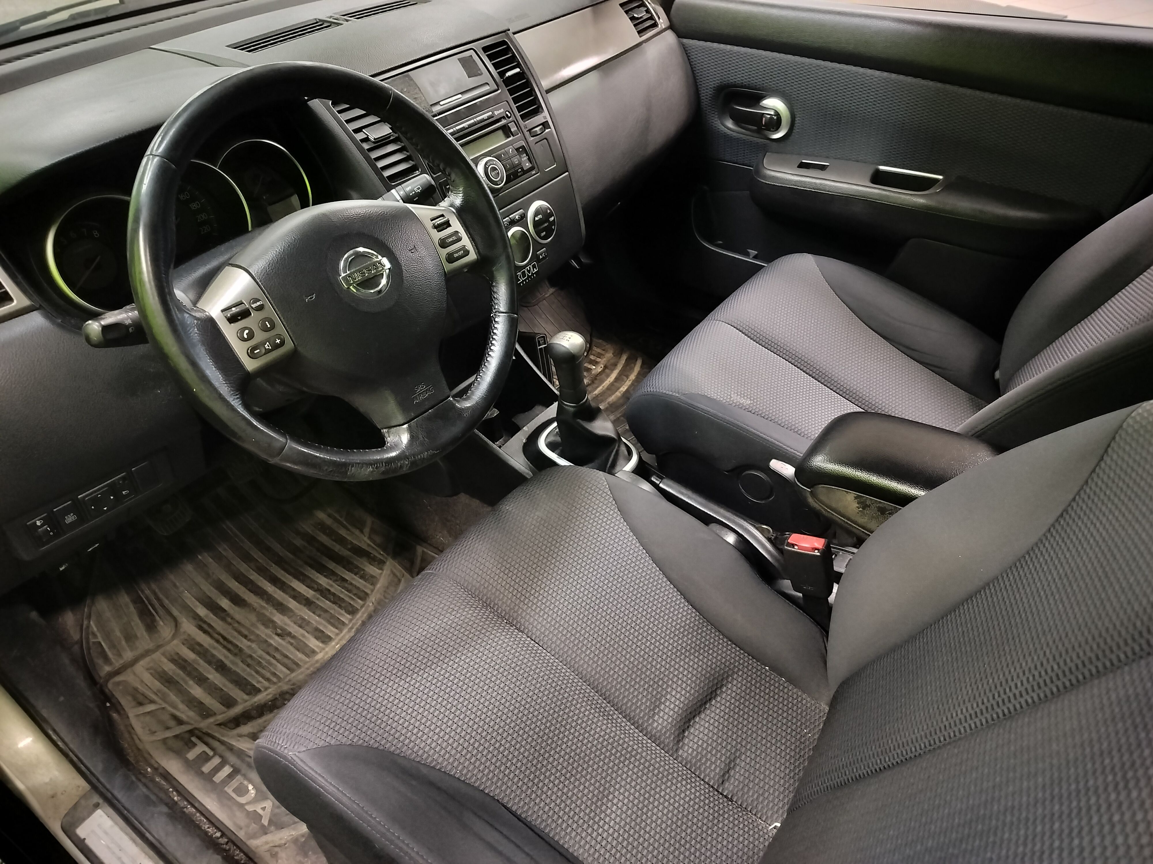 Nissan Tiida 2009
