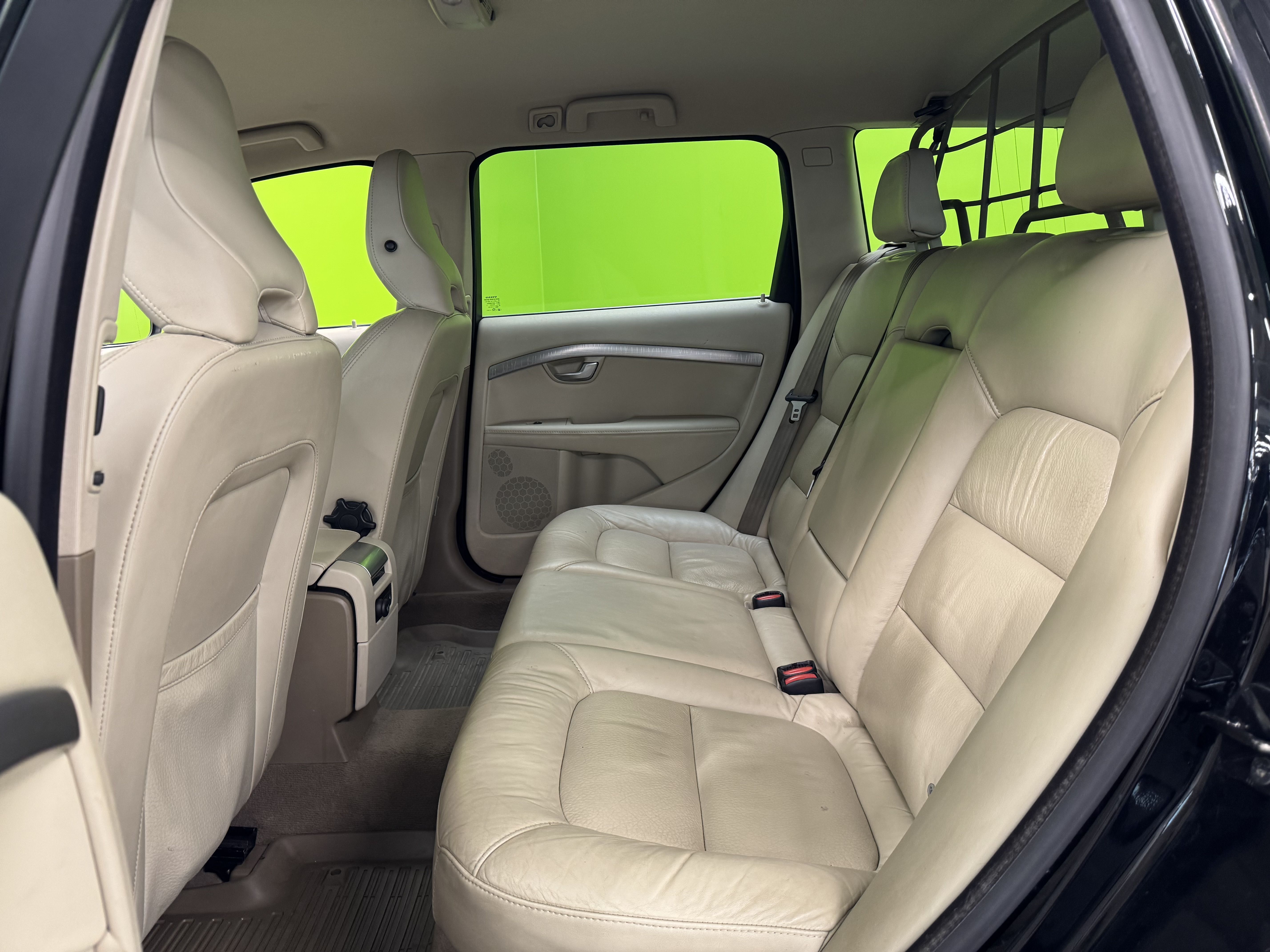 Volvo XC70 2012
