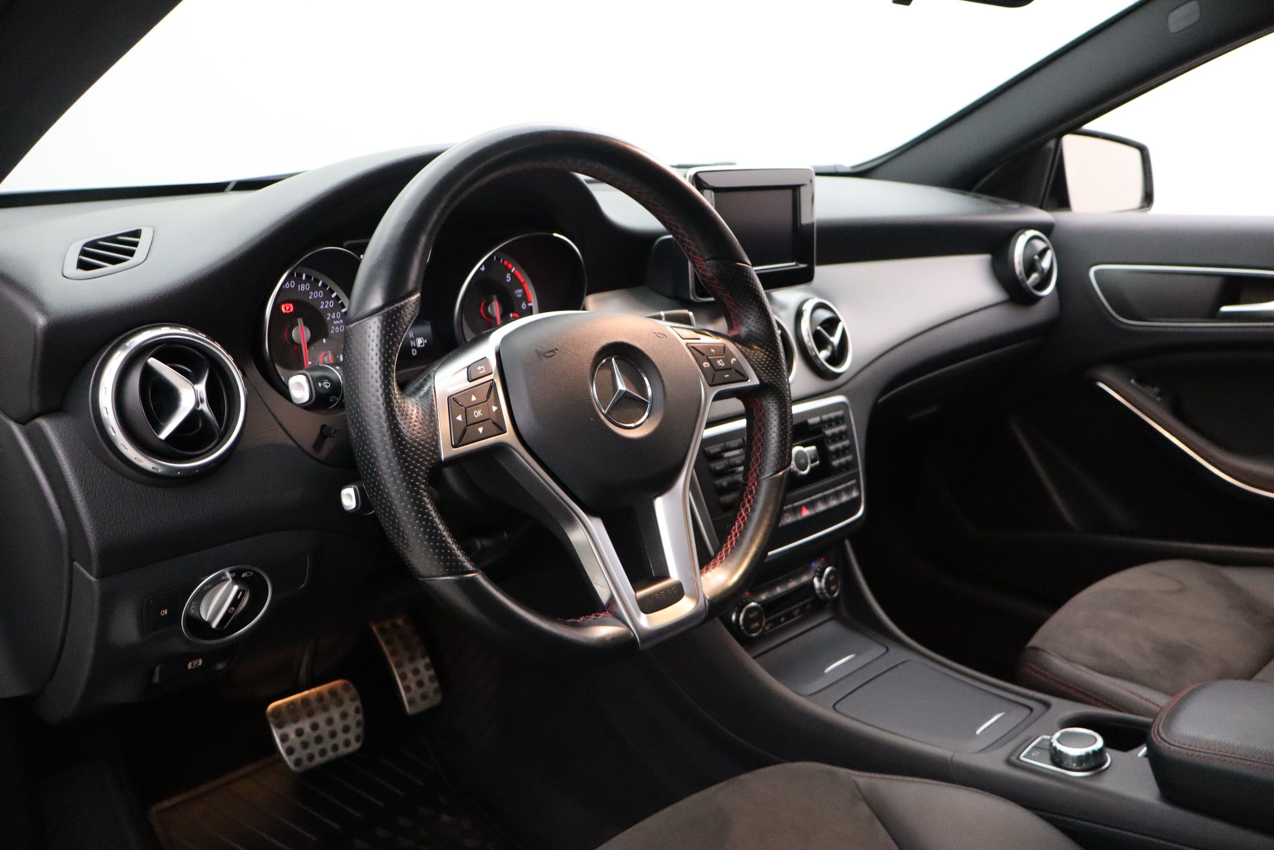 Mercedes-Benz GLA 2015