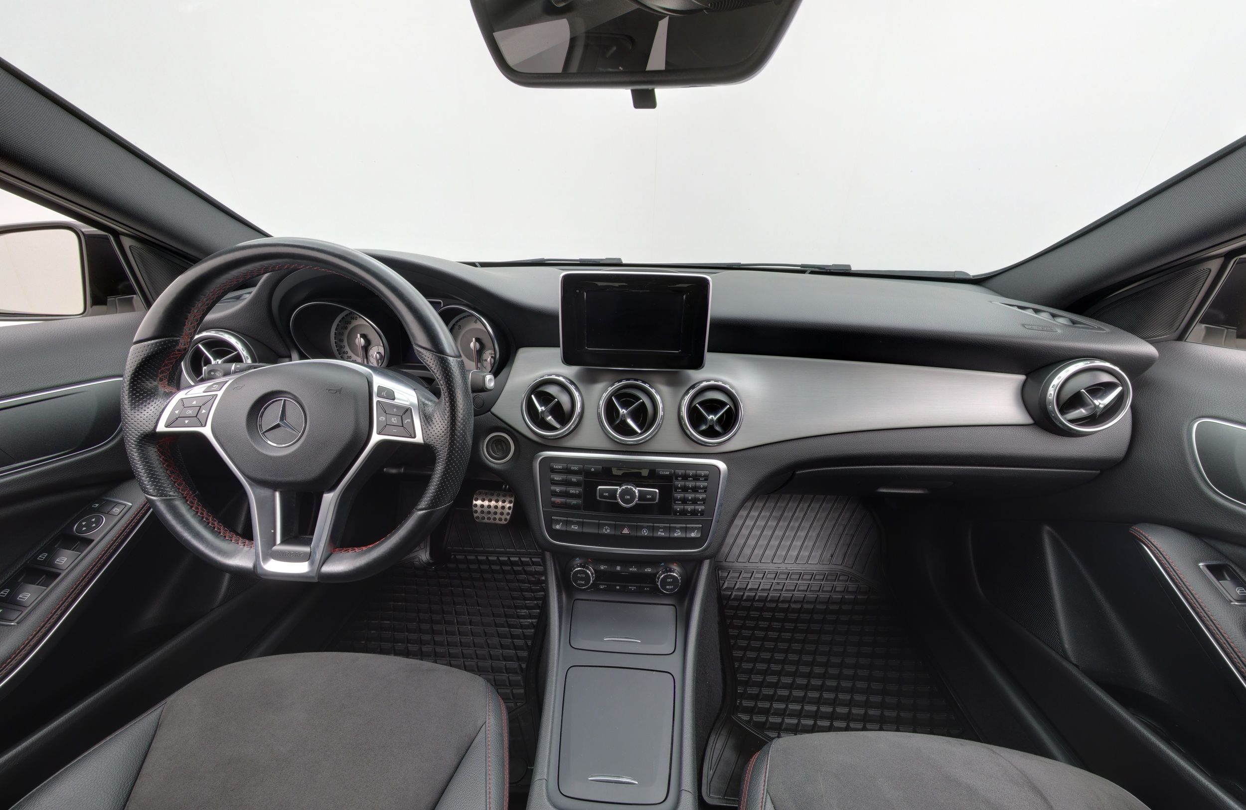 Mercedes-Benz GLA 2015