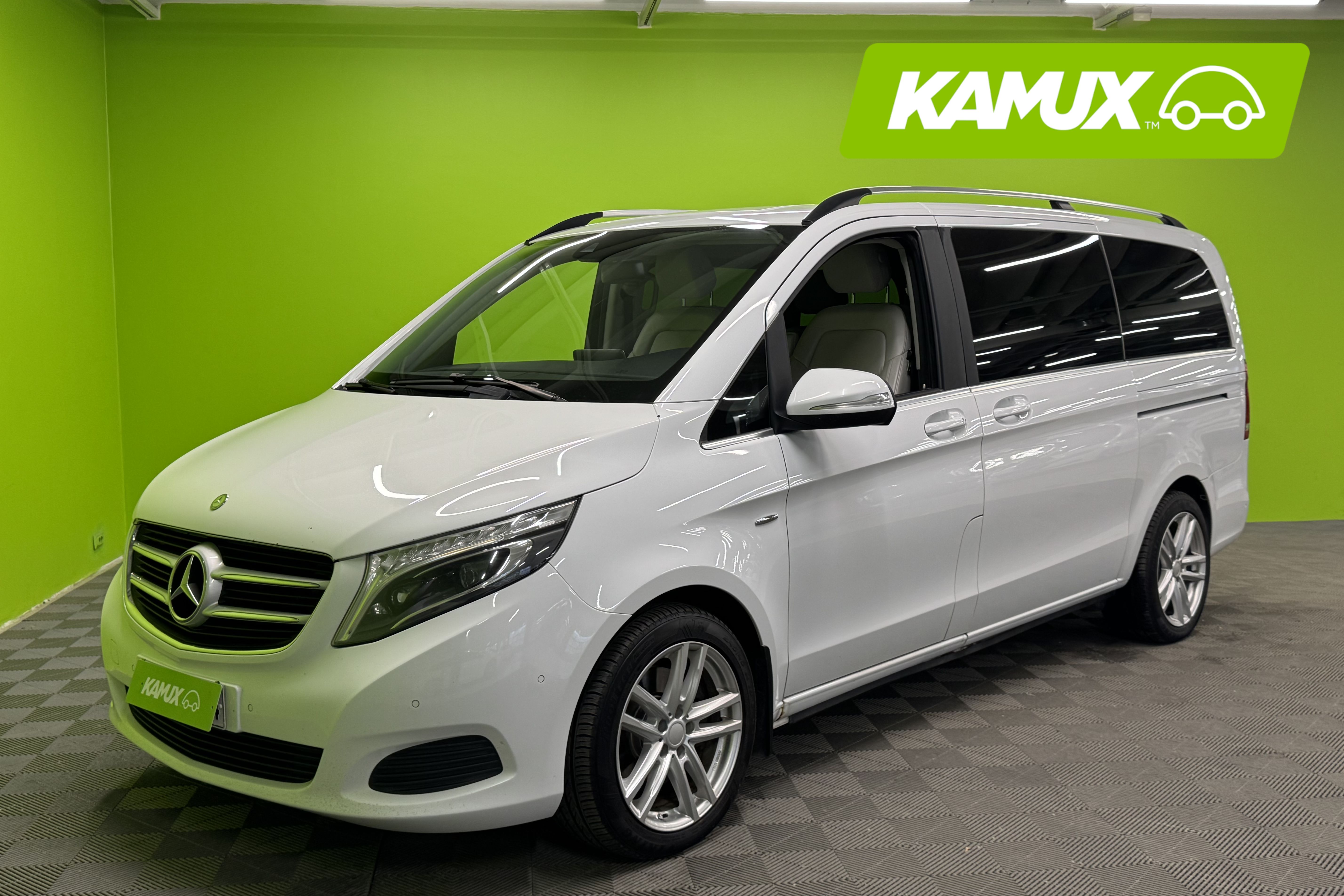 Mercedes-Benz V 2015