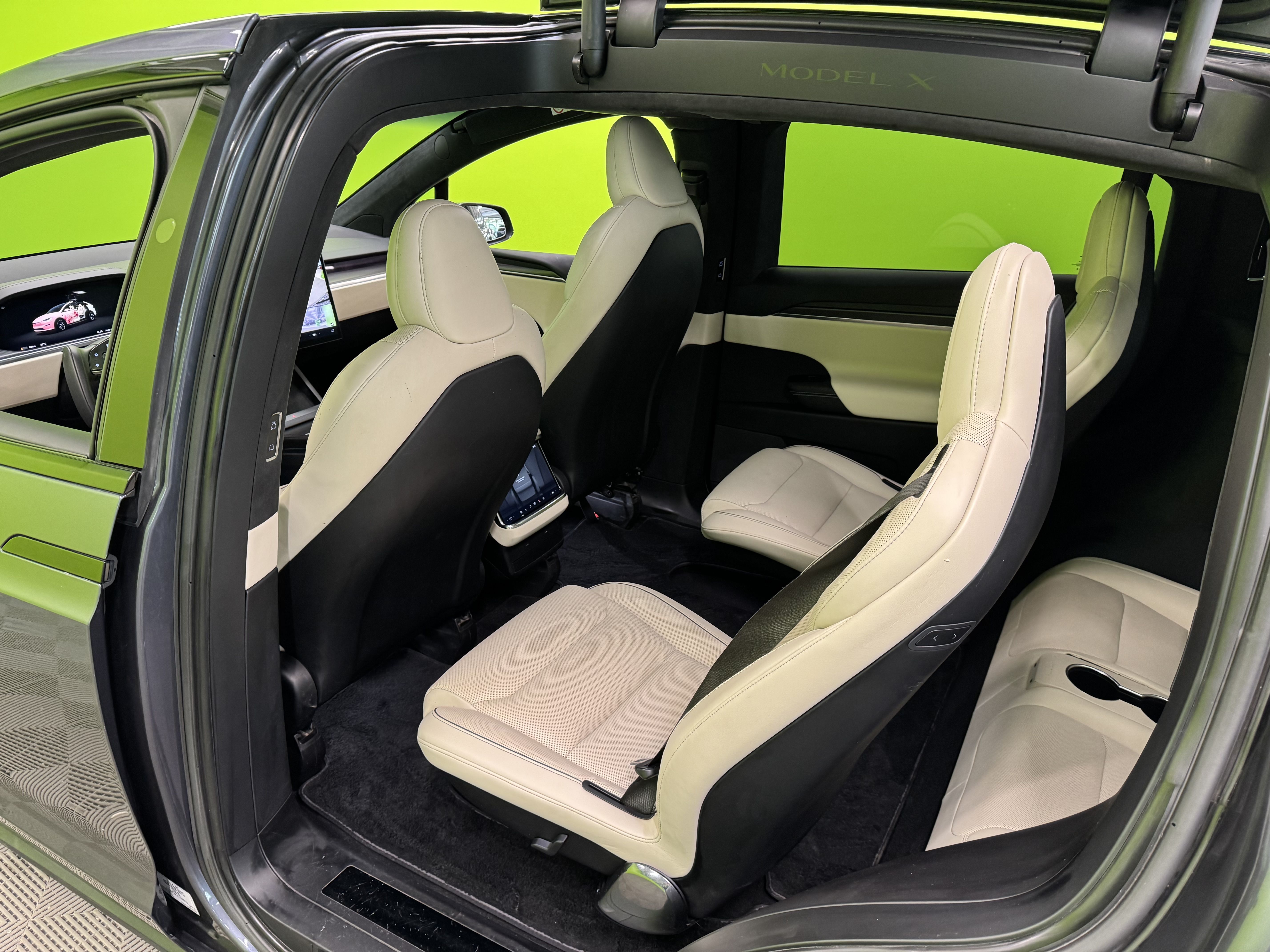 Tesla Model X 2023