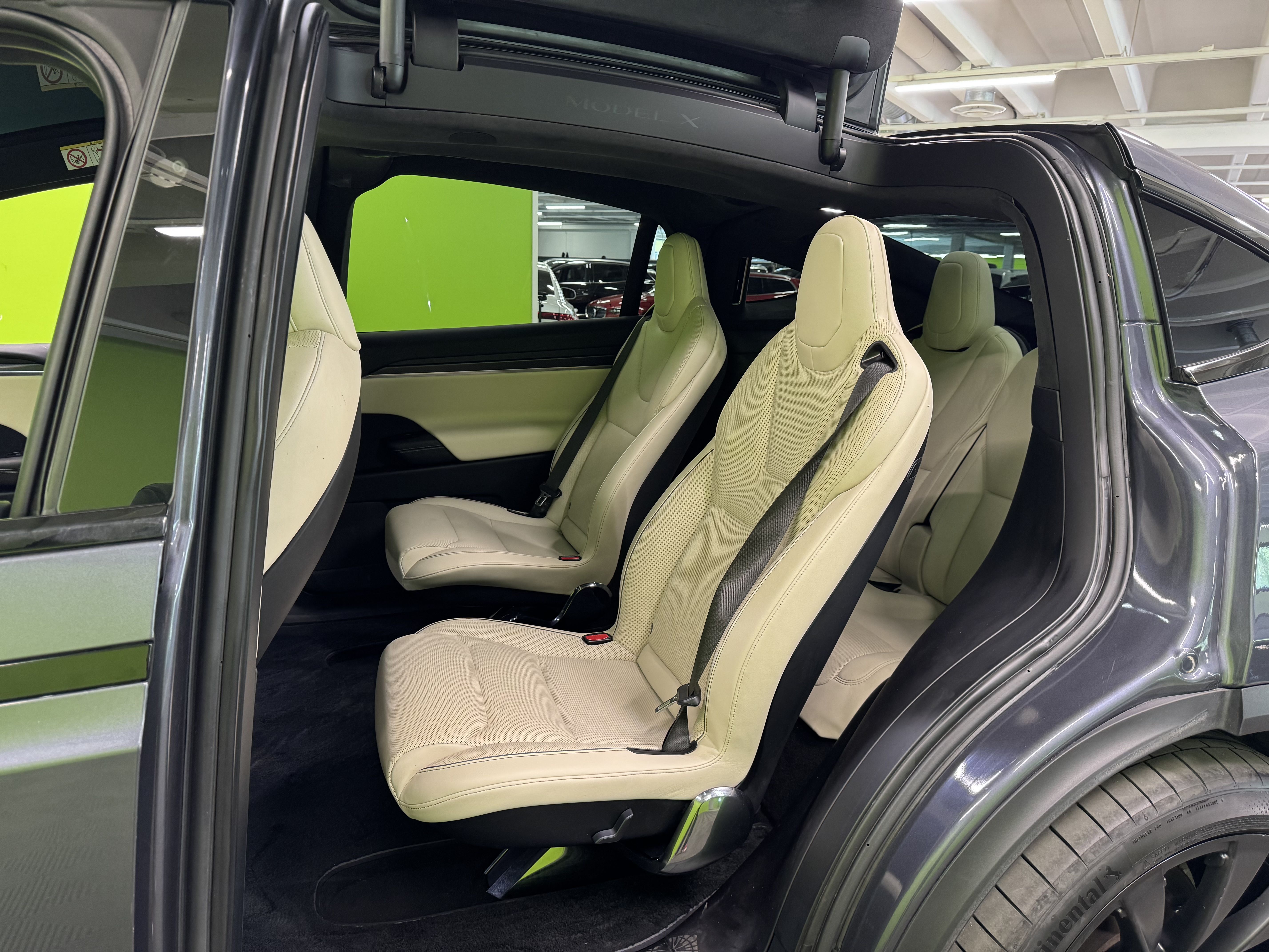 Tesla Model X 2023