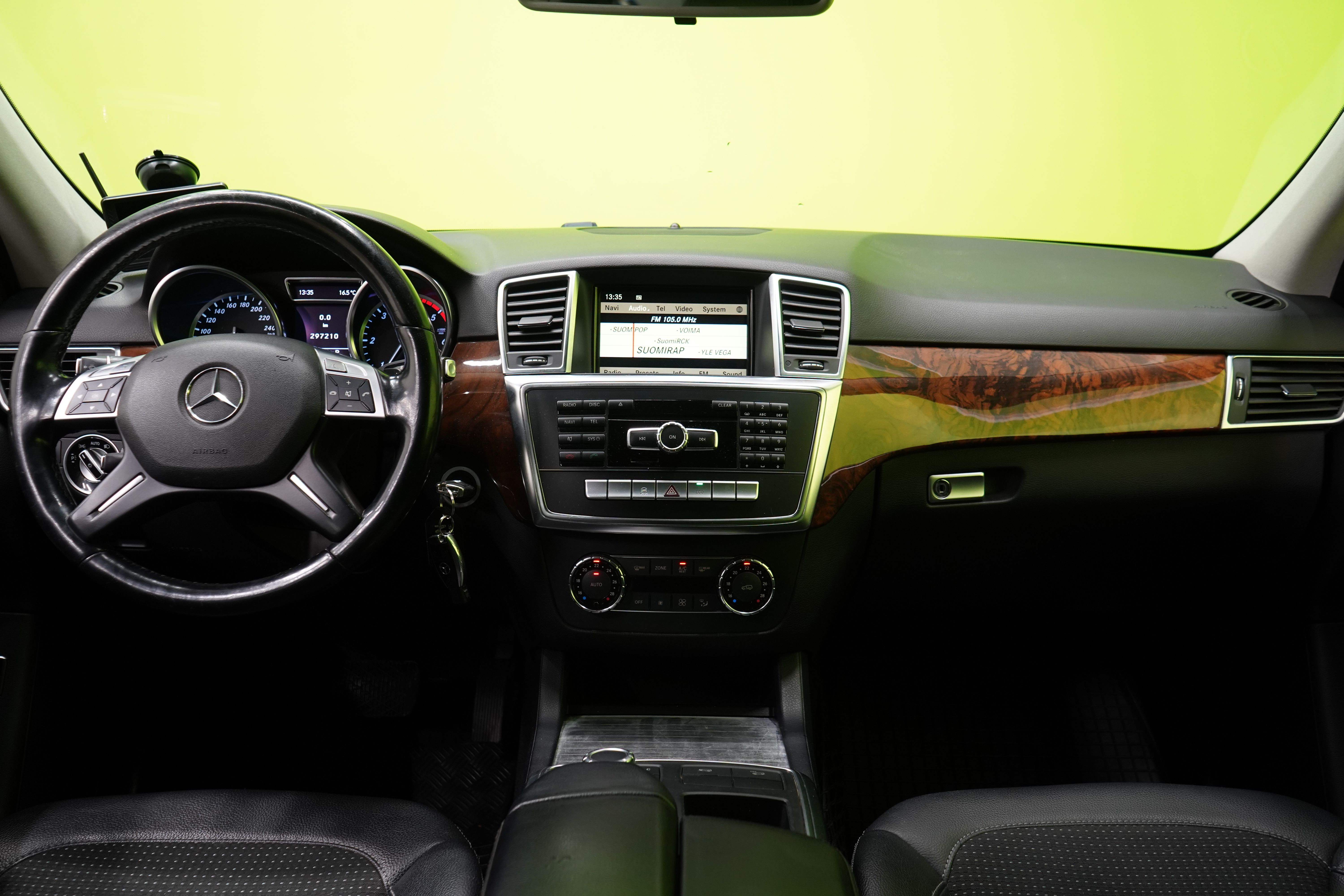 Mercedes-Benz ML 2011