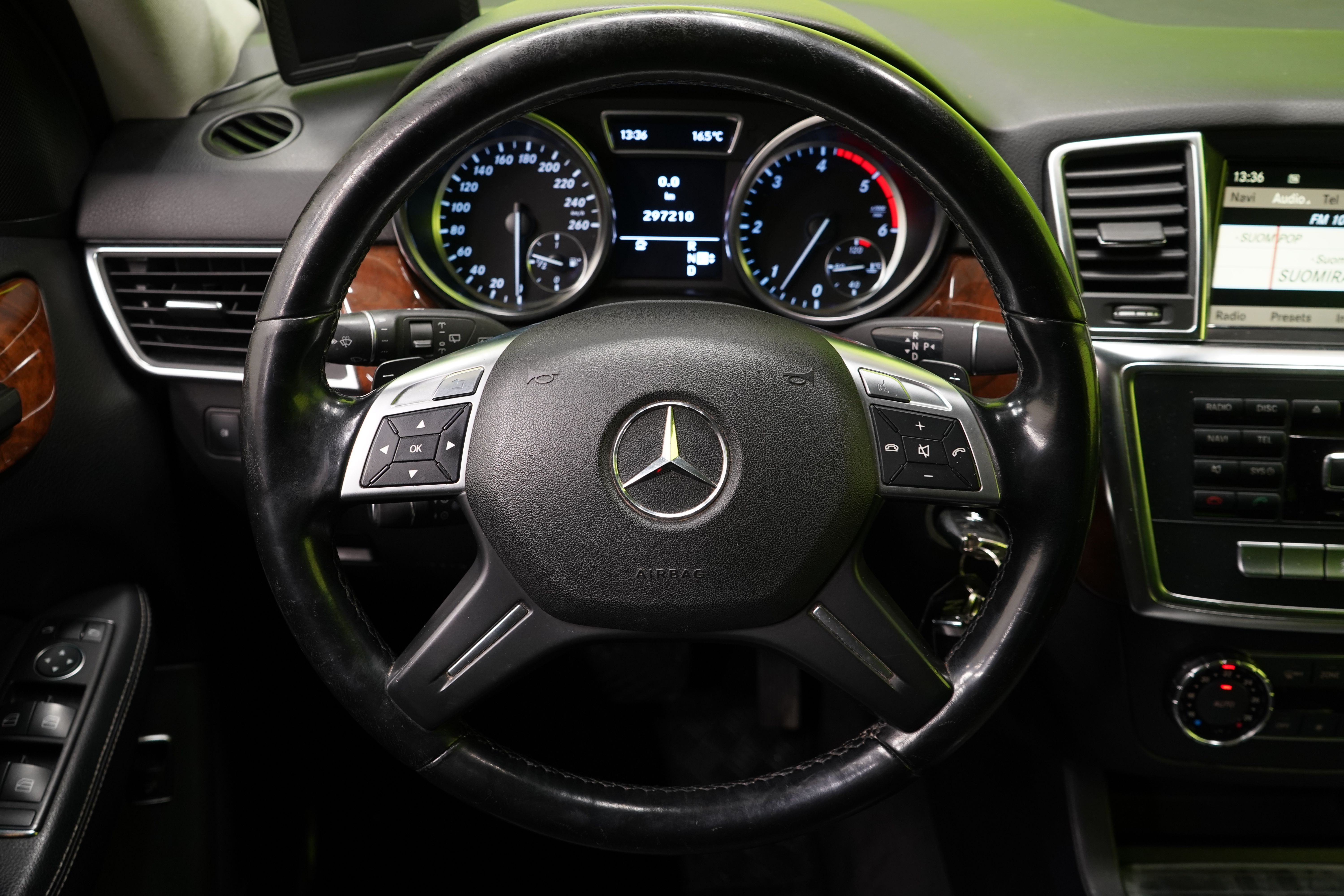 Mercedes-Benz ML 2011