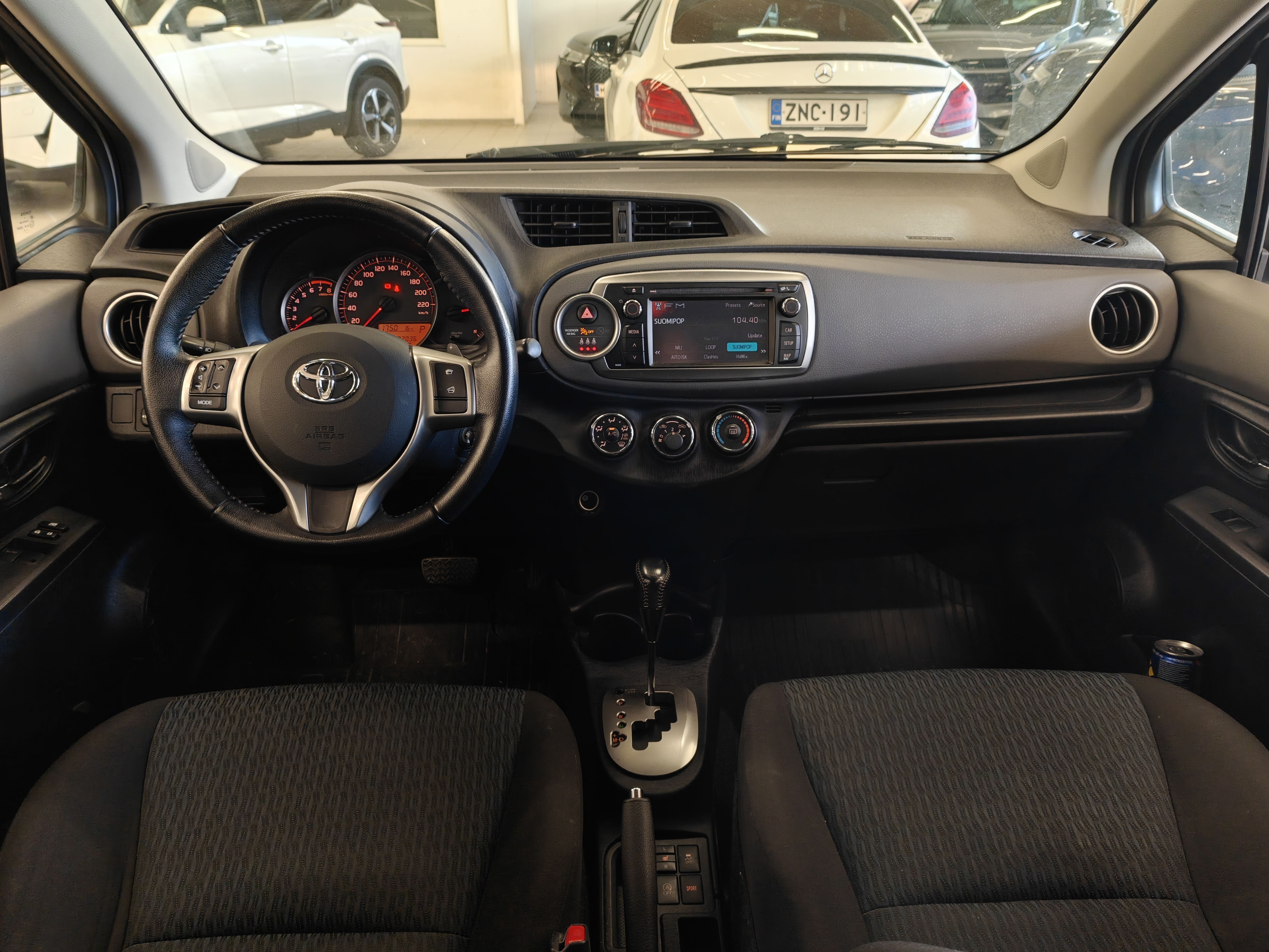 Toyota Yaris 2012