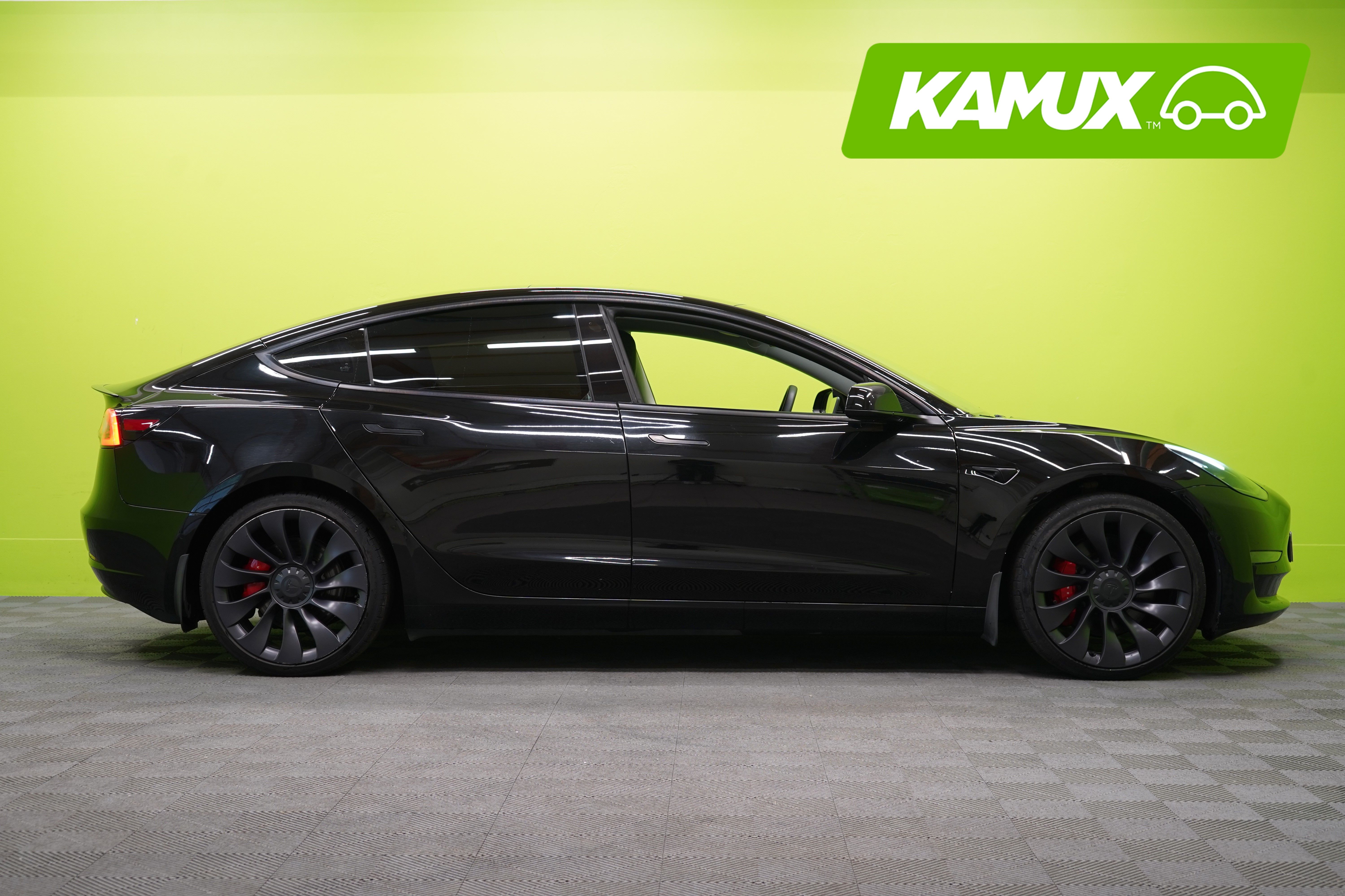 Tesla Model 3 2021