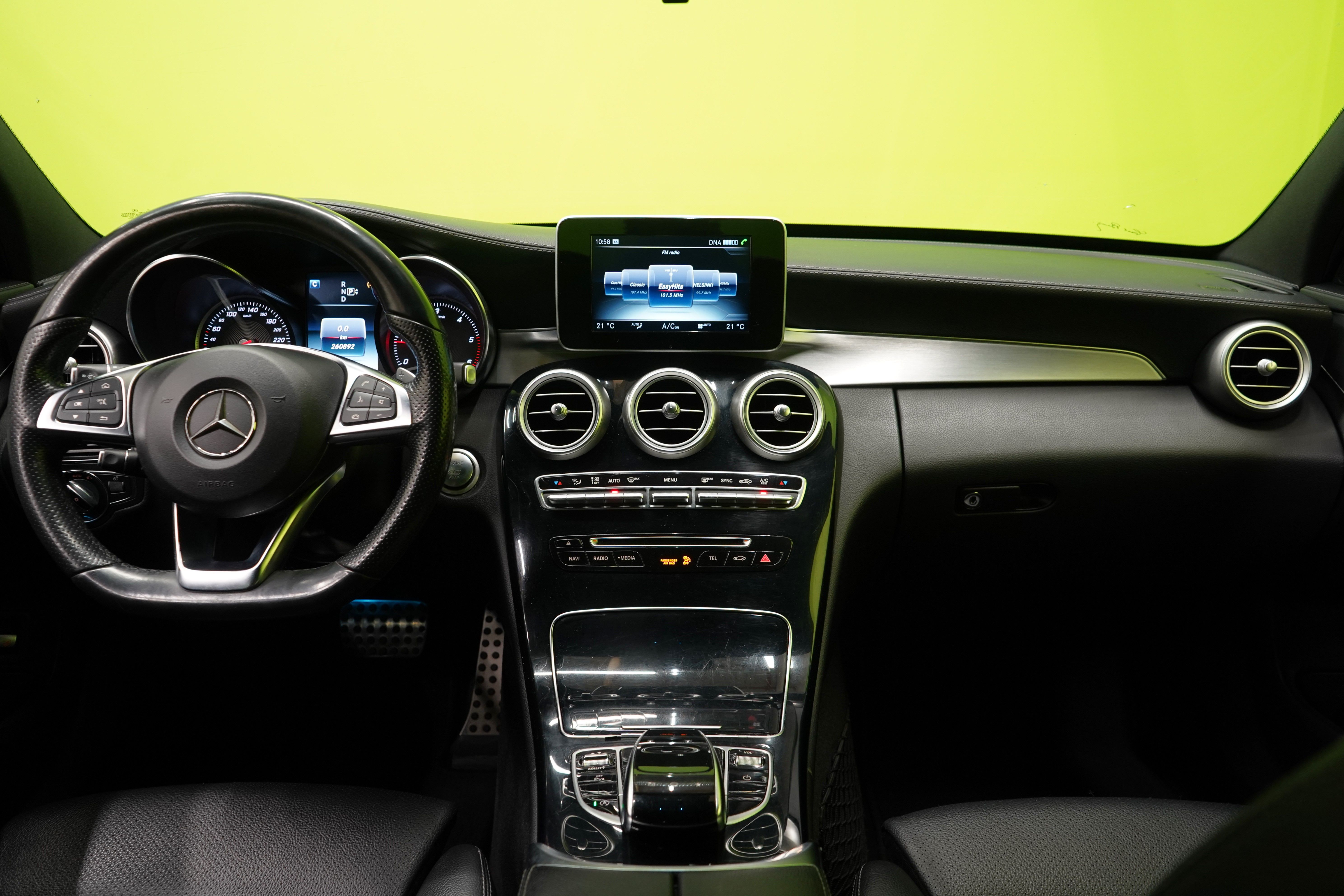 Mercedes-Benz C 2015