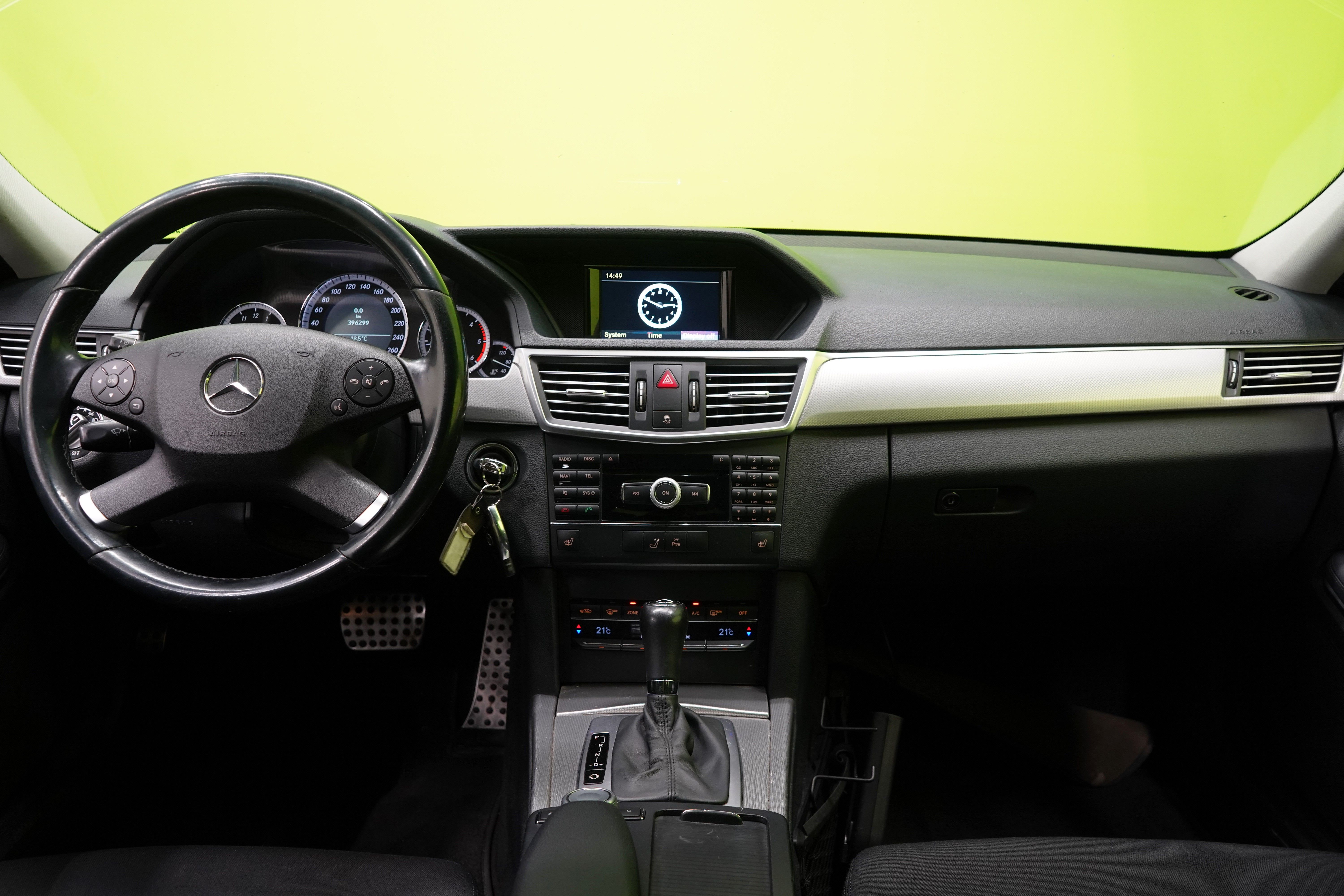 Mercedes-Benz E 2009