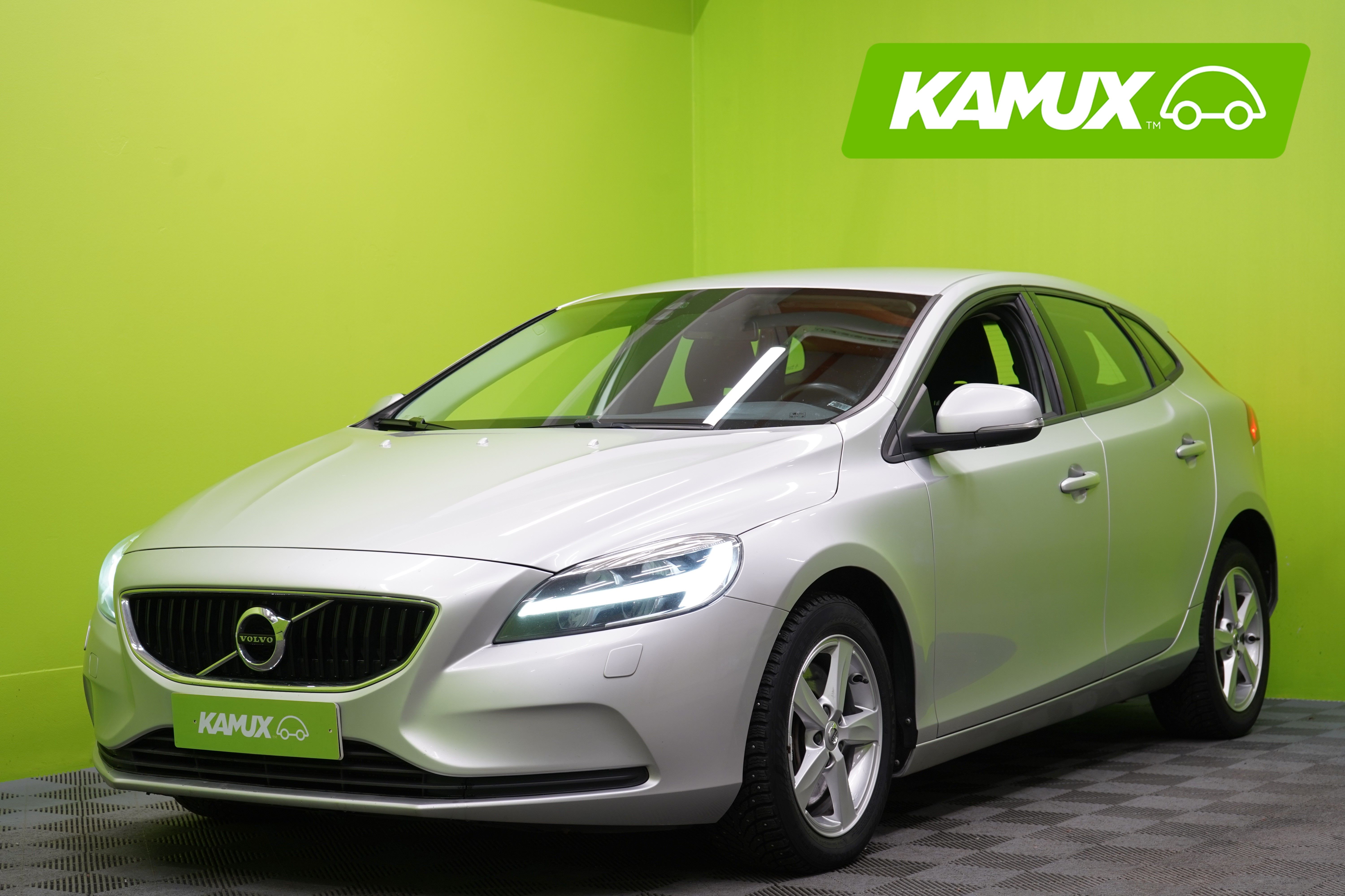 Volvo V40 2018