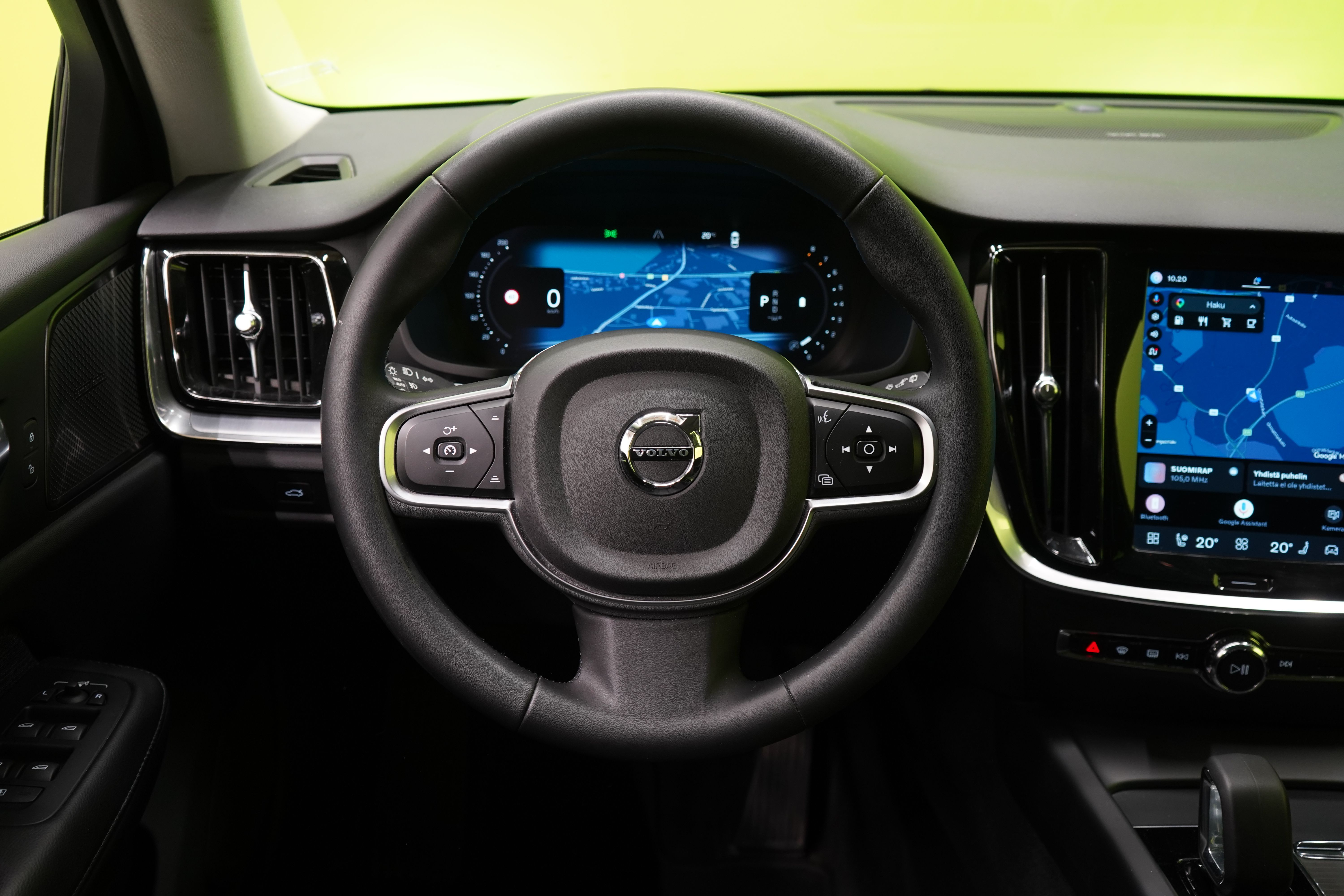 Volvo V60 2023