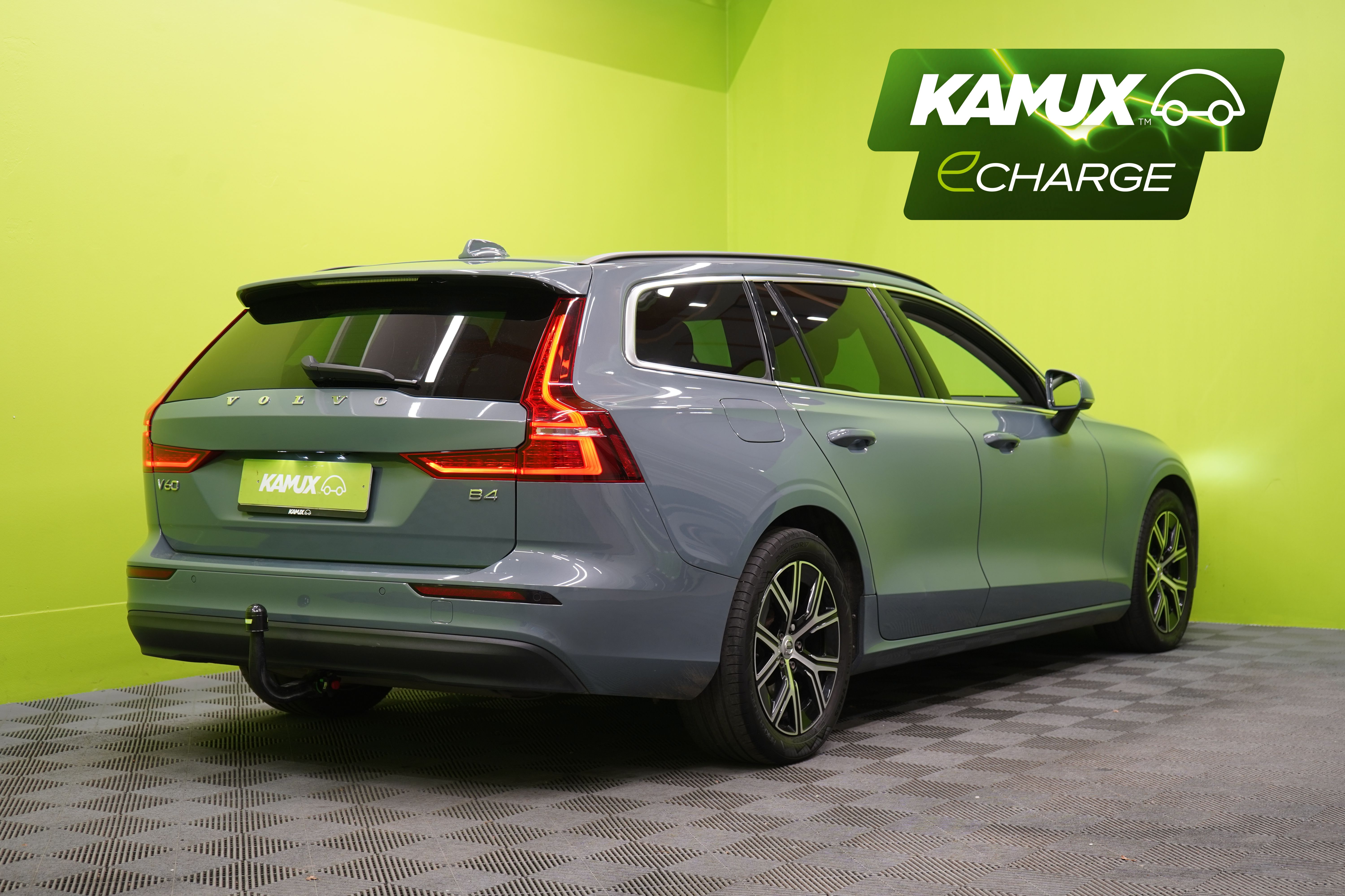 Volvo V60 2023