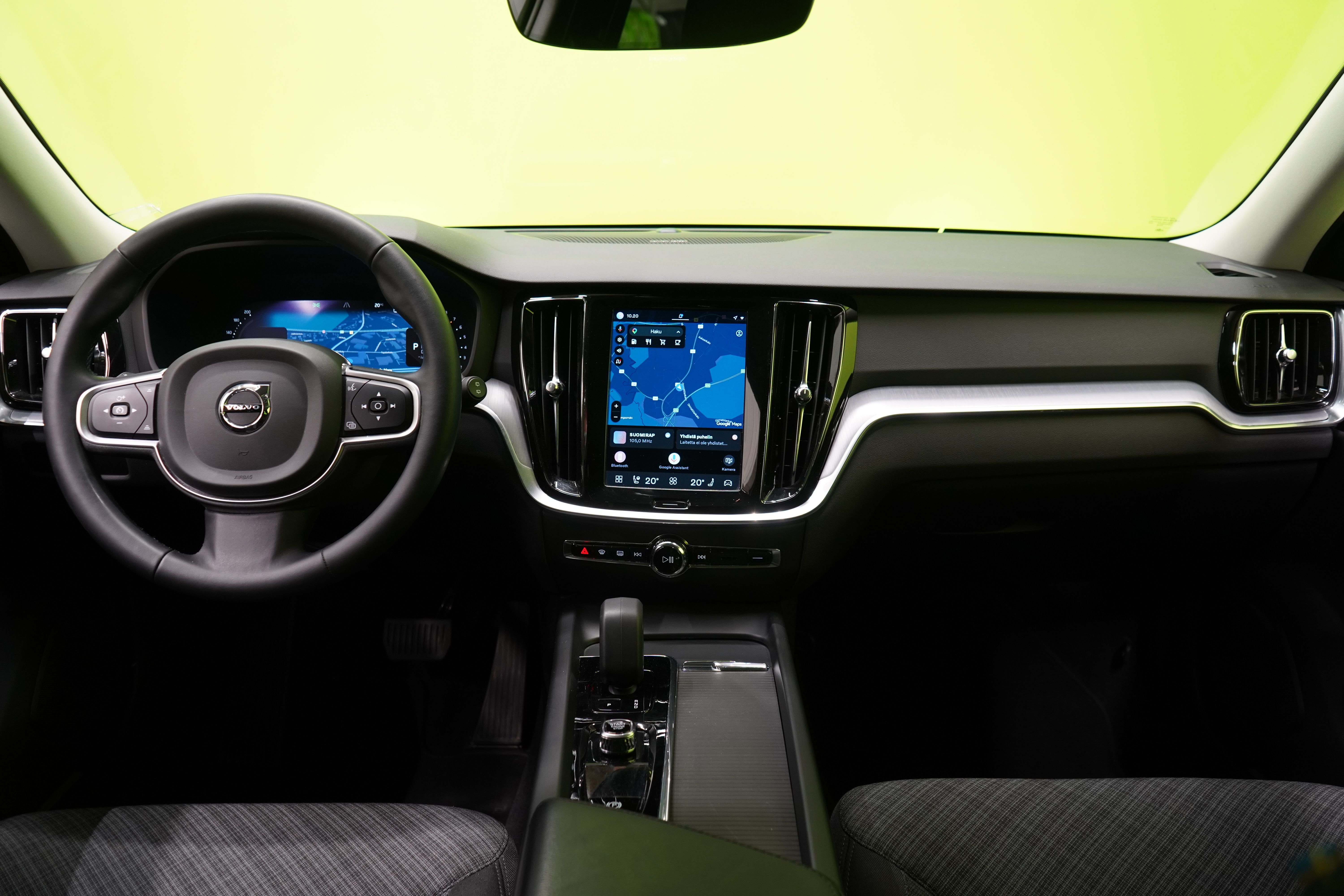 Volvo V60 2023