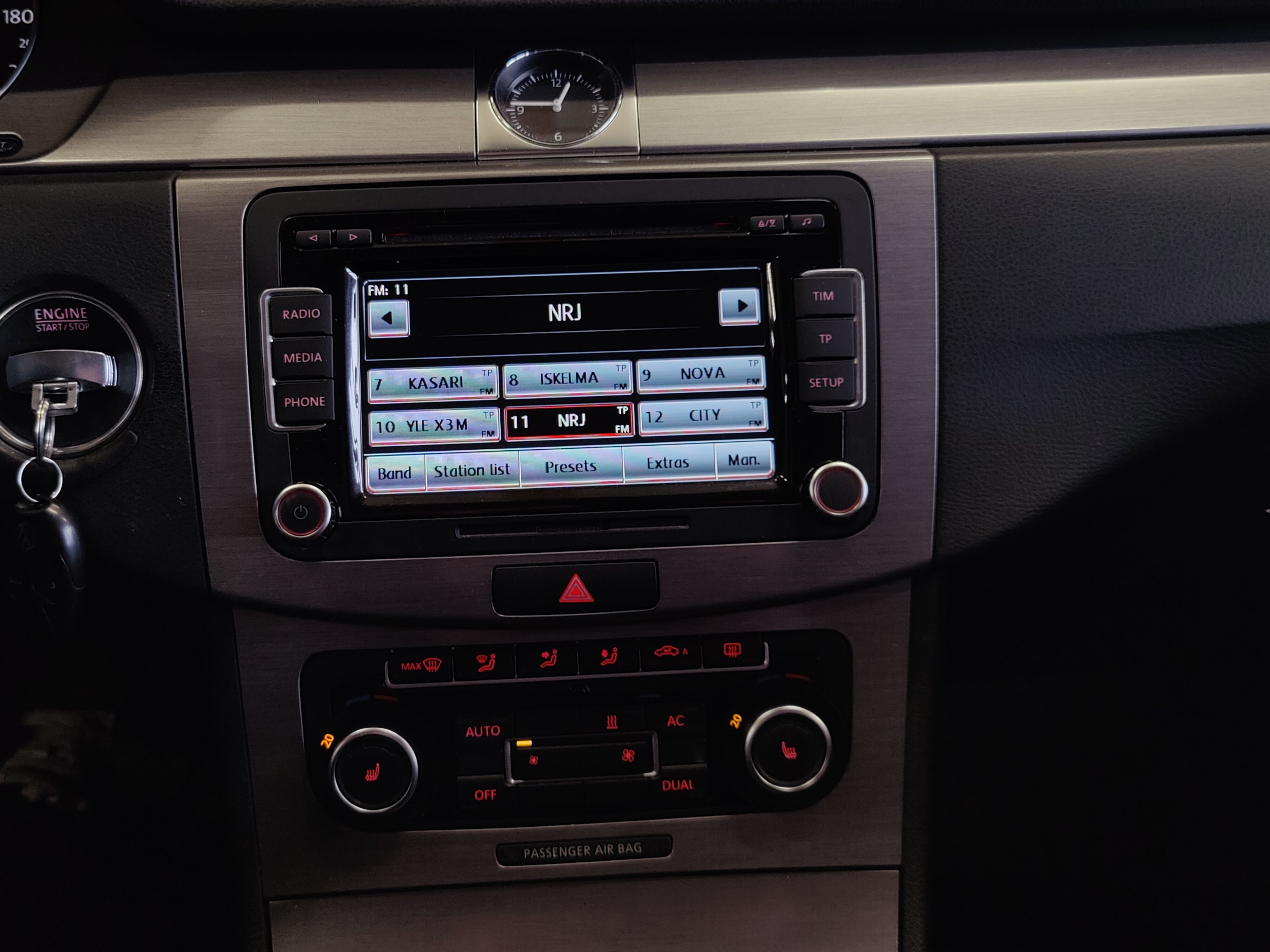 Volkswagen Passat 2011