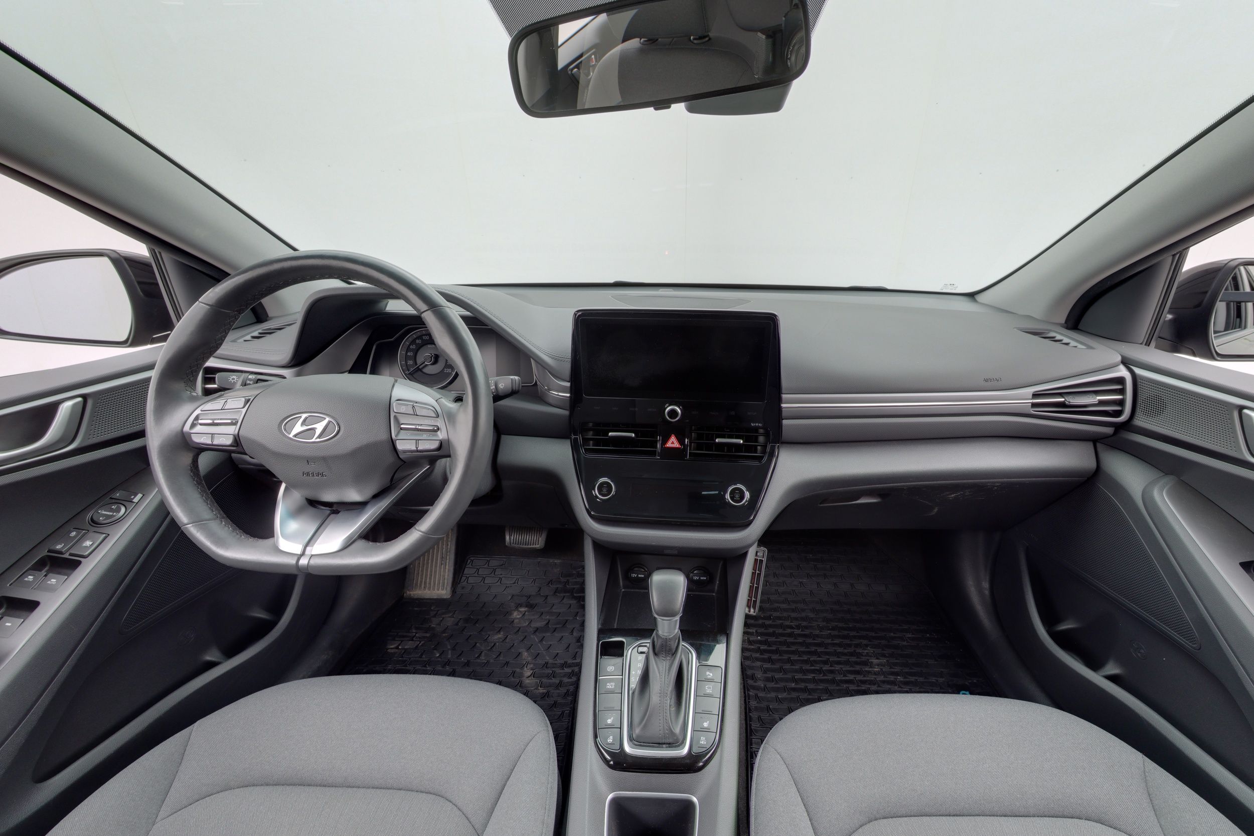 Hyundai Ioniq Plug-In 2021
