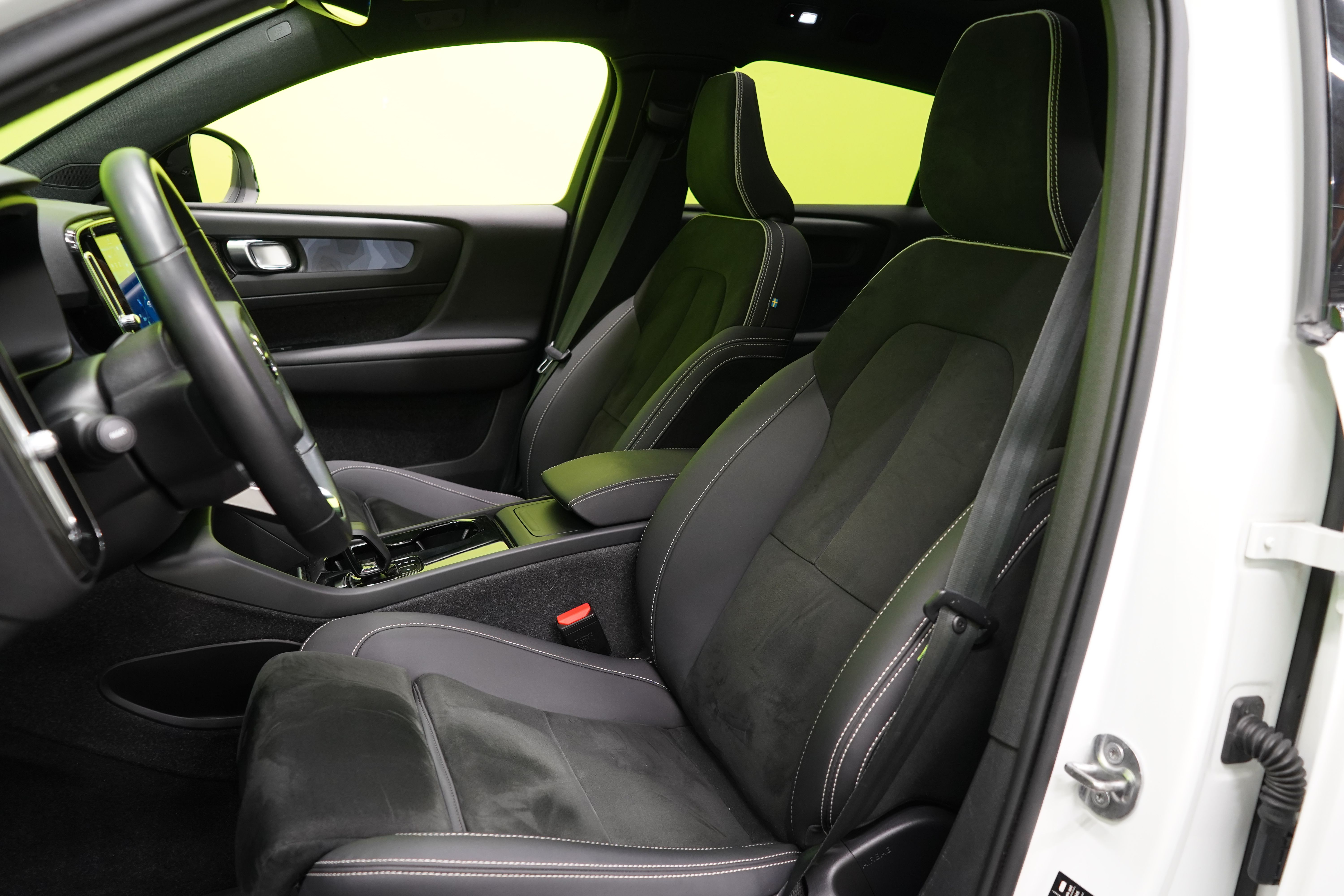 Volvo C40 2022