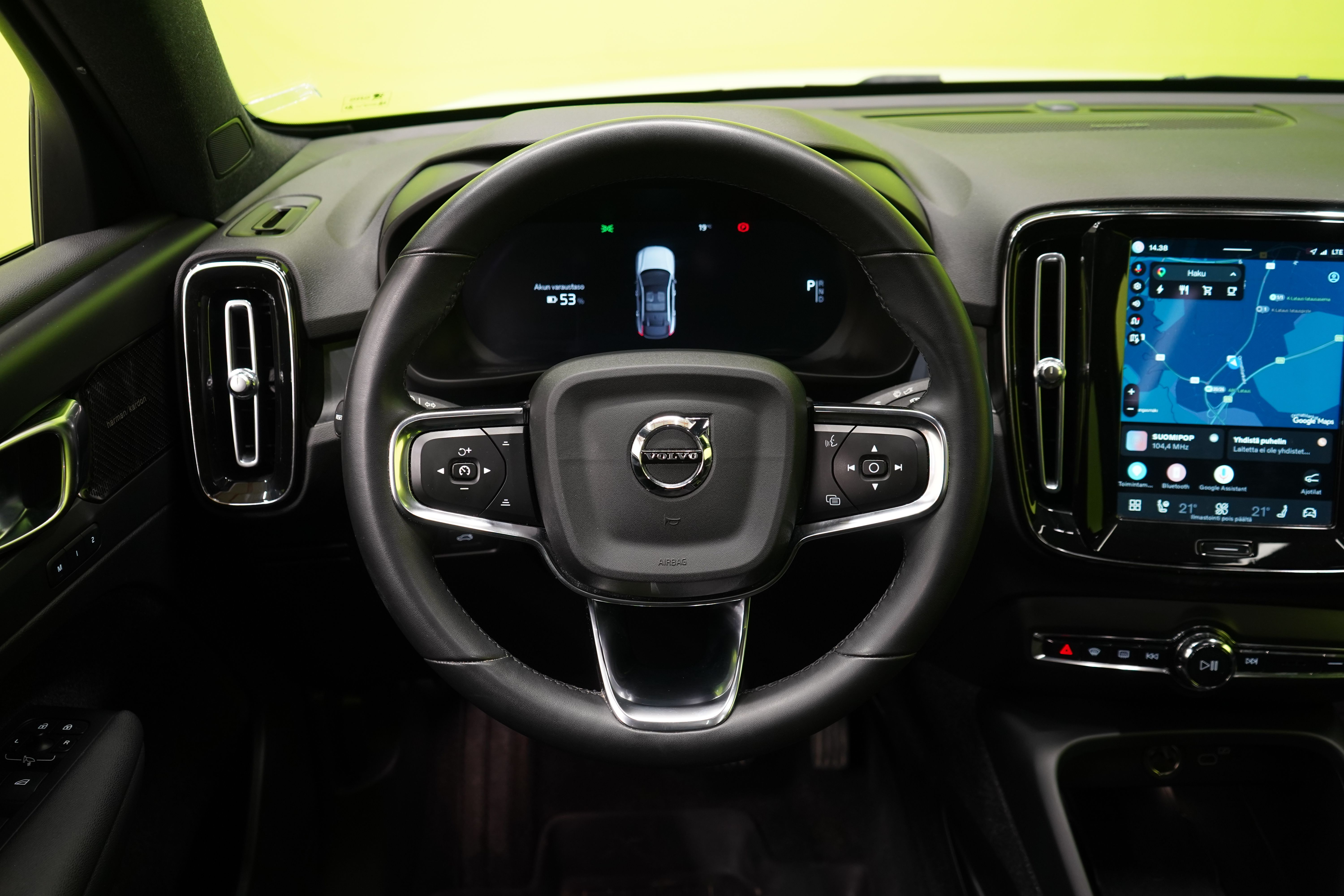 Volvo C40 2022