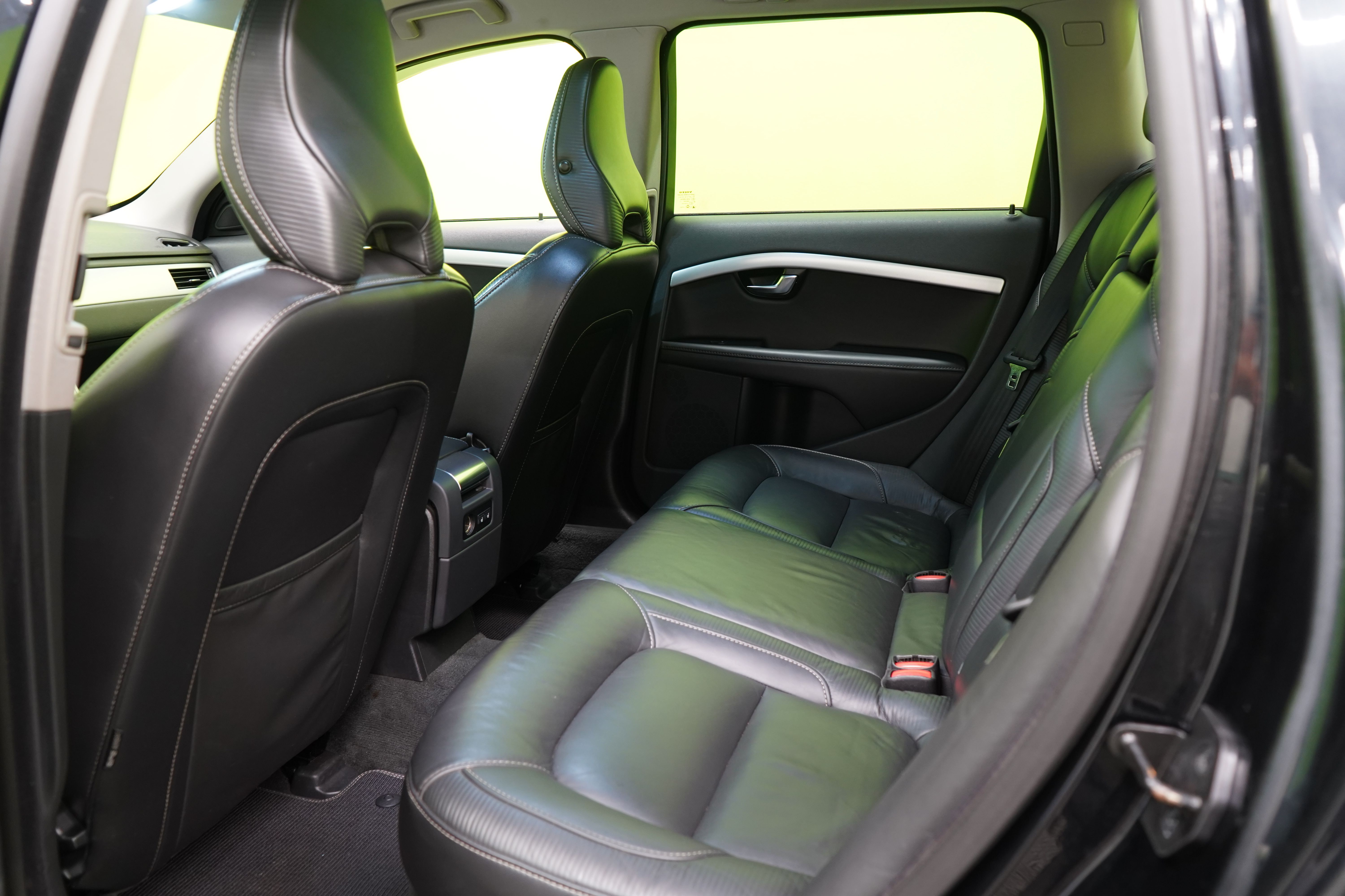 Volvo V70 2012