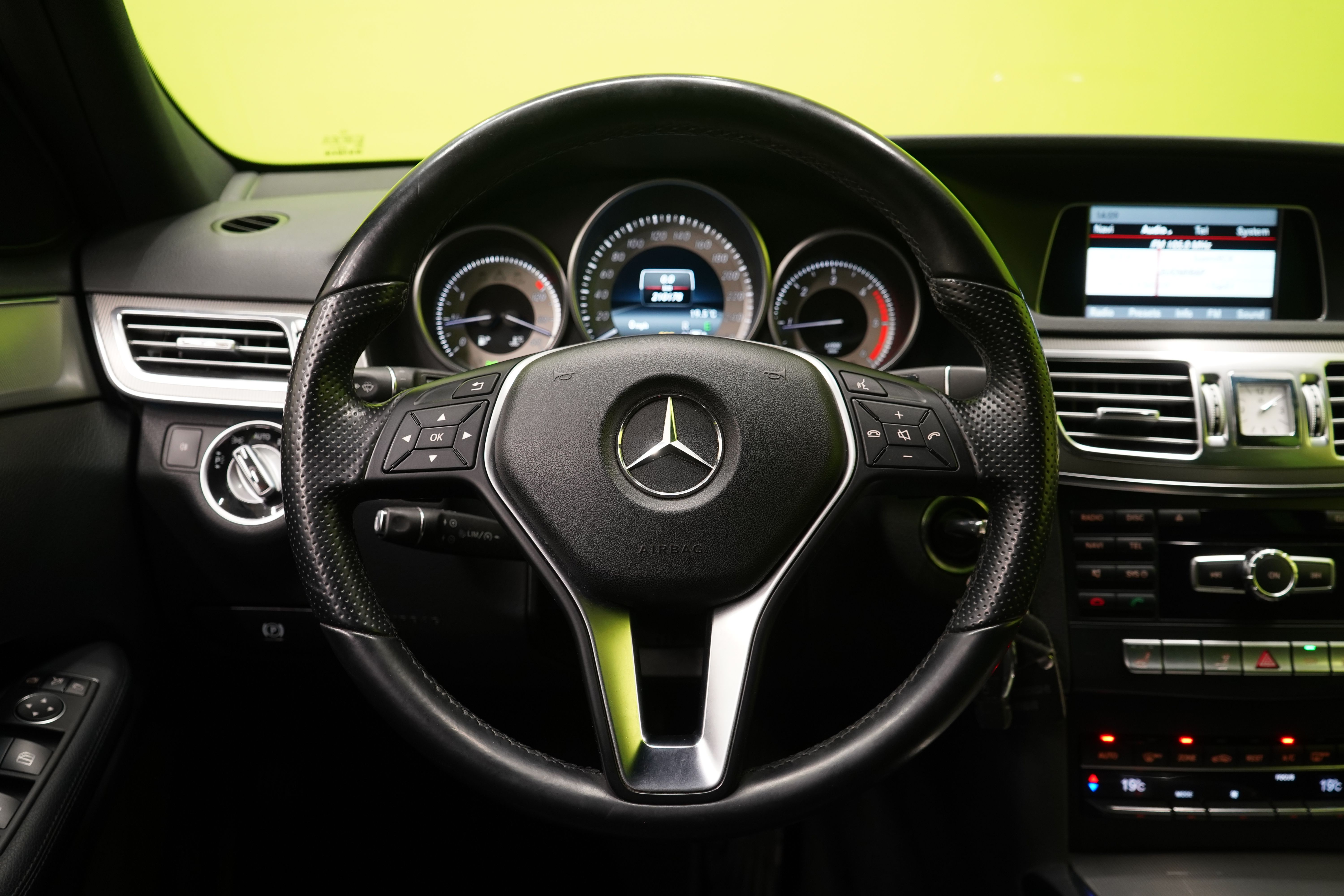 Mercedes-Benz E 2013