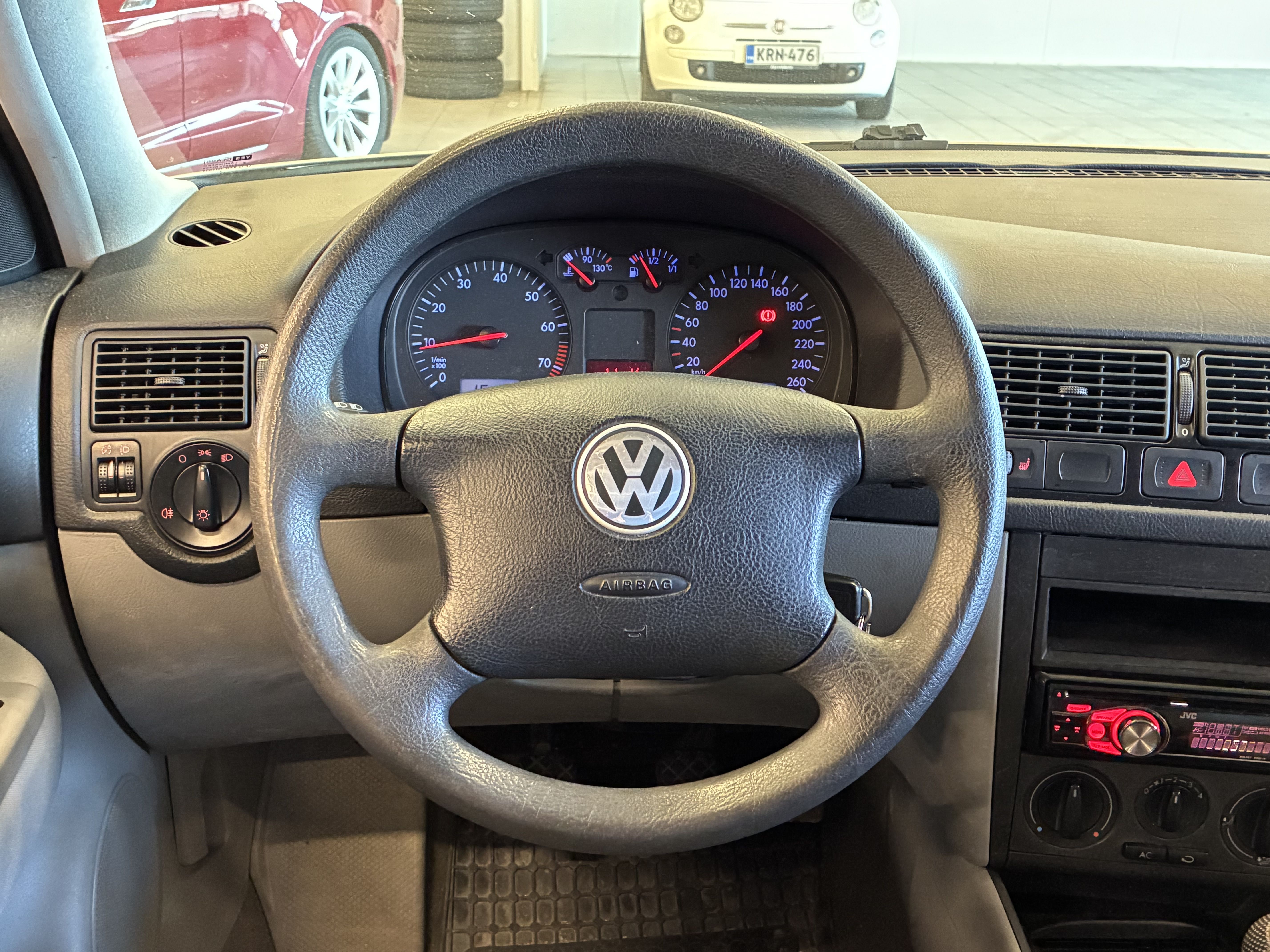 Volkswagen Golf 2003