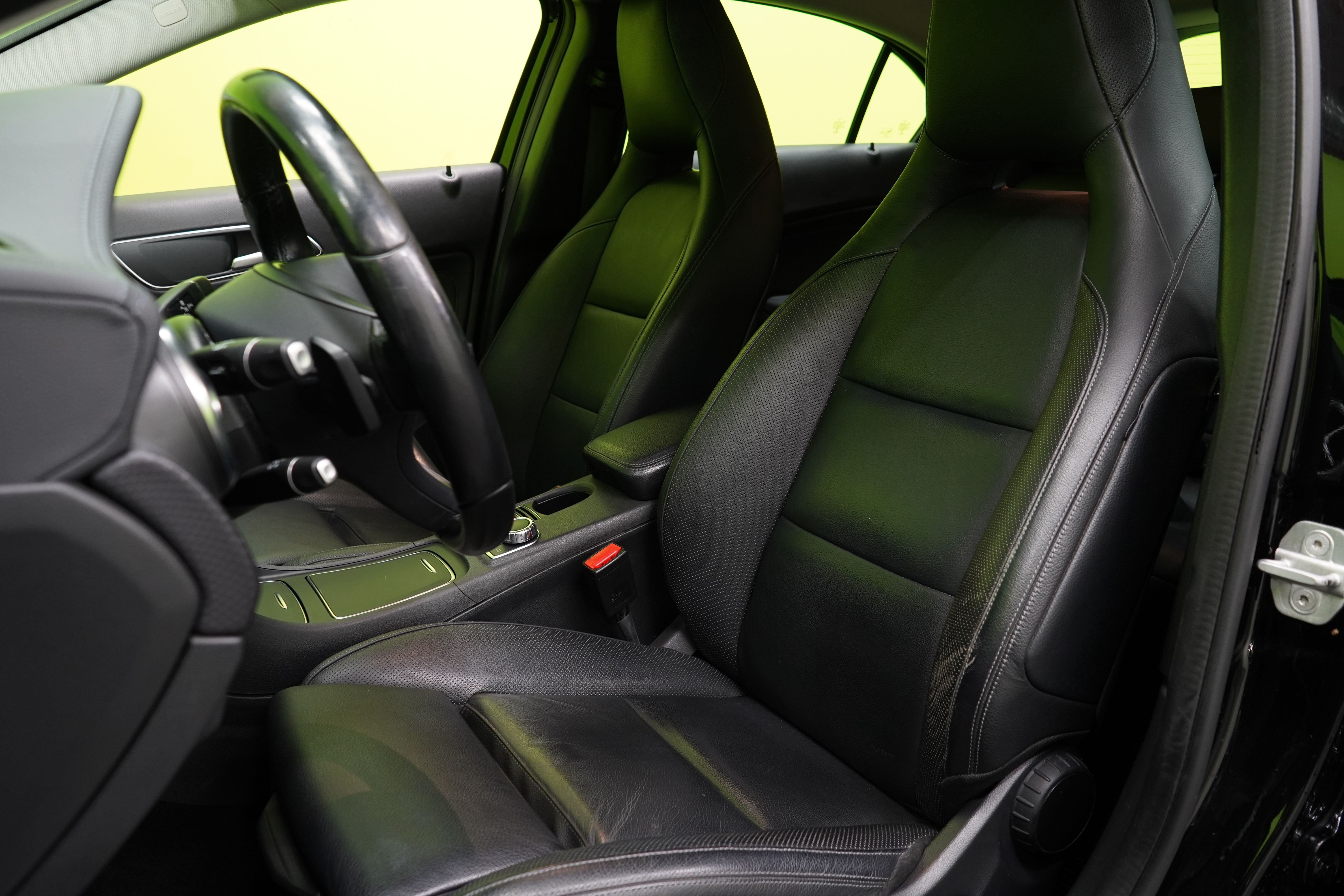 Mercedes-Benz A 2016