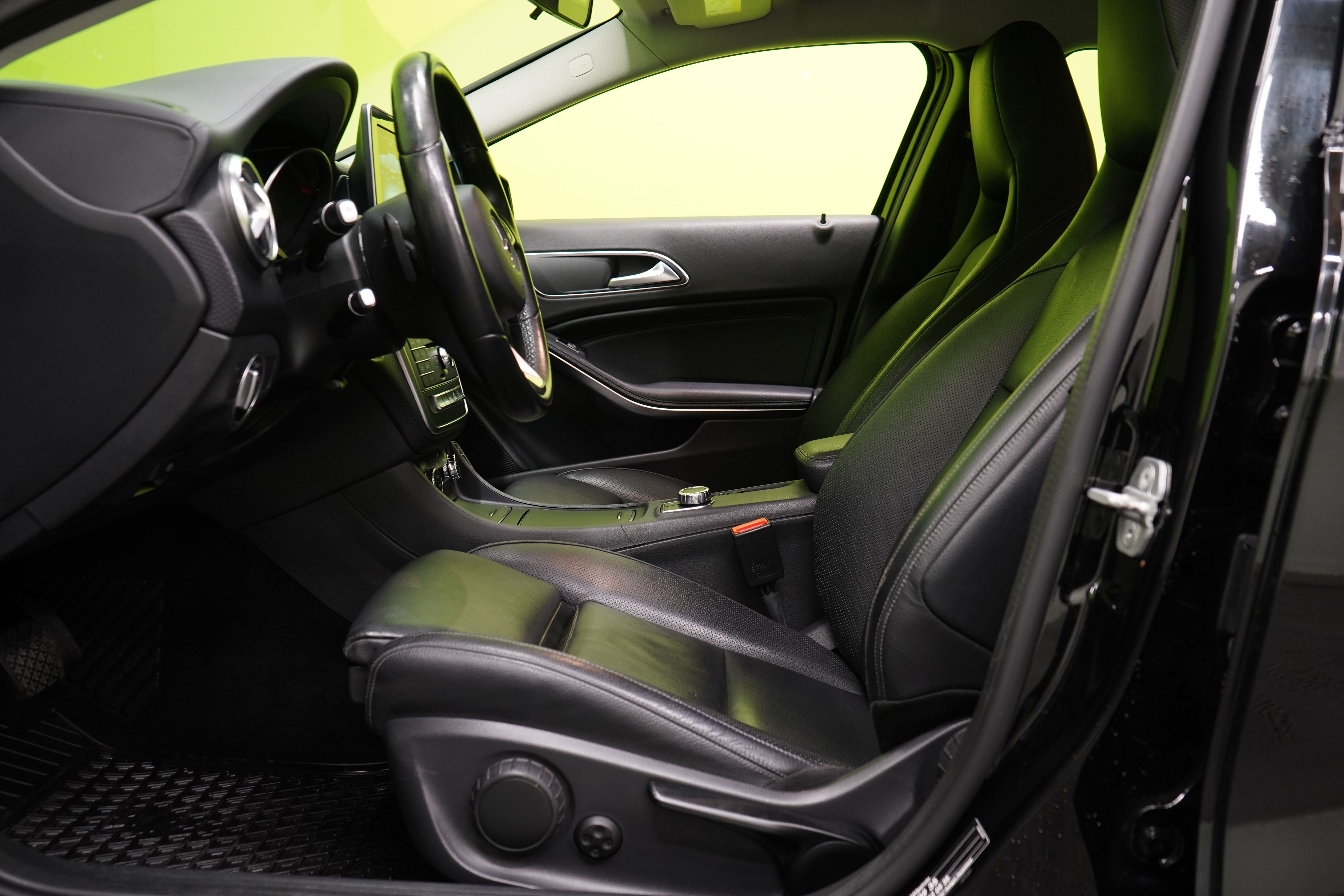 Mercedes-Benz A 2016