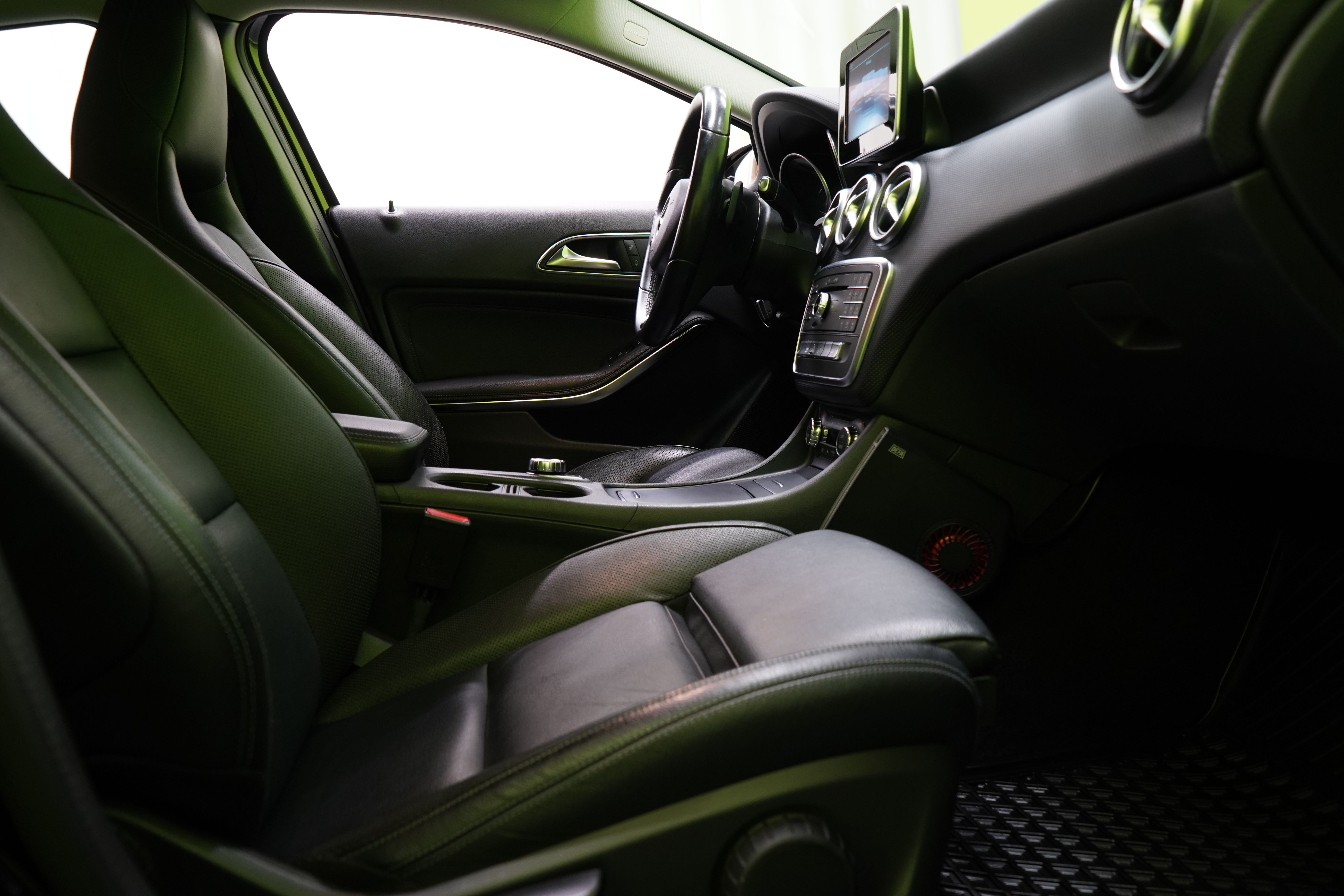 Mercedes-Benz A 2016