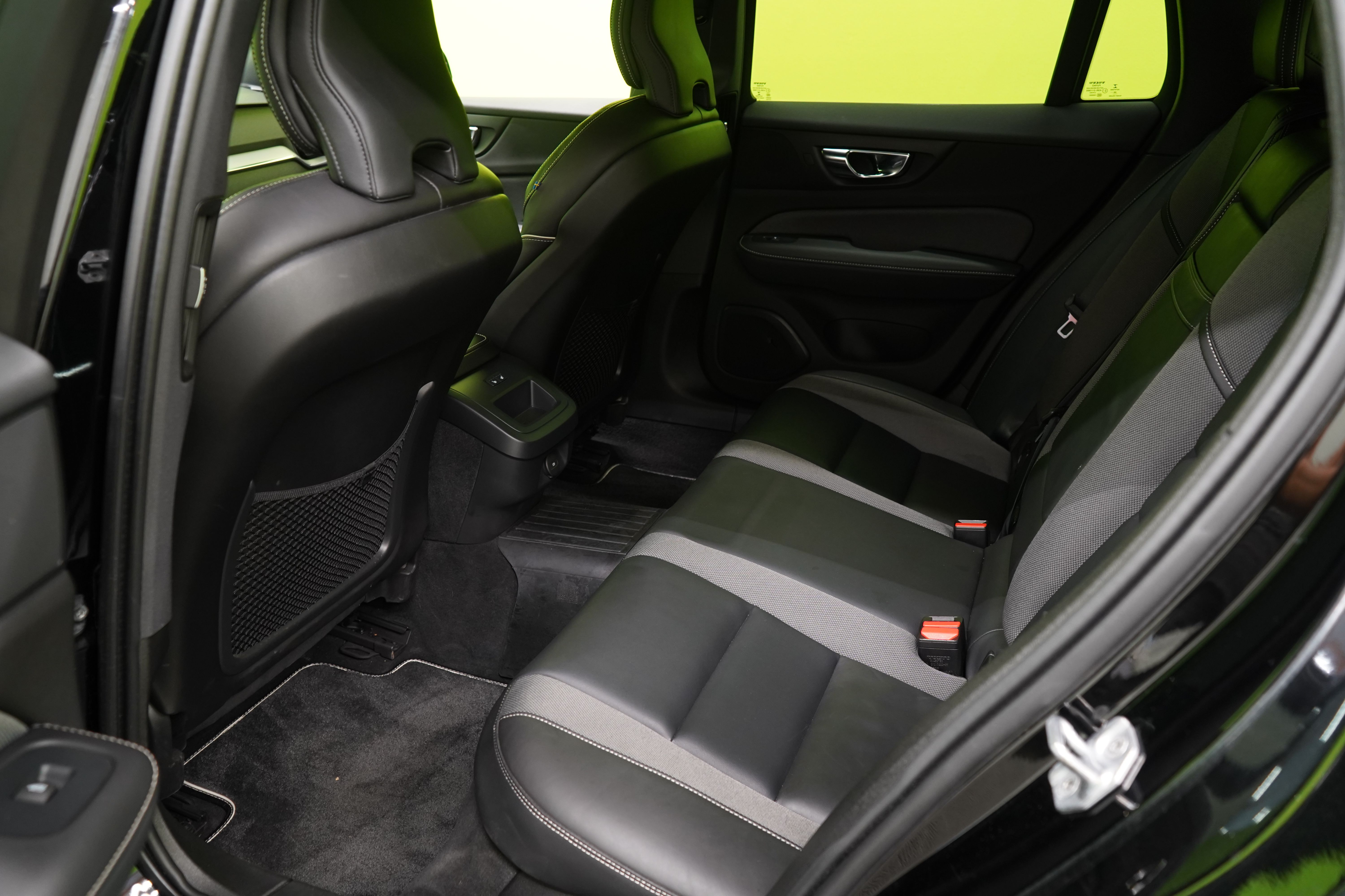 Volvo V60 2021