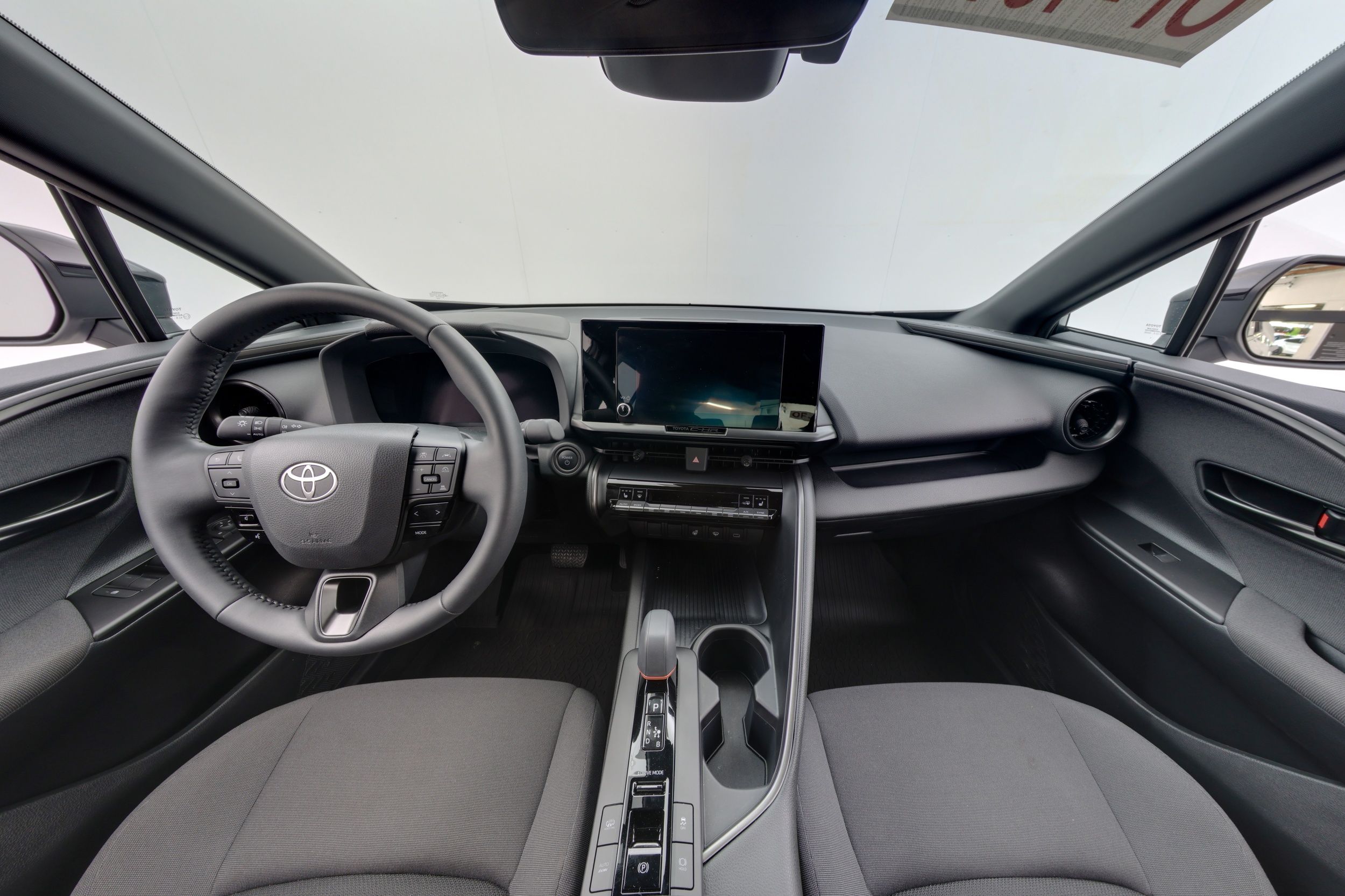 Toyota C-HR 2025