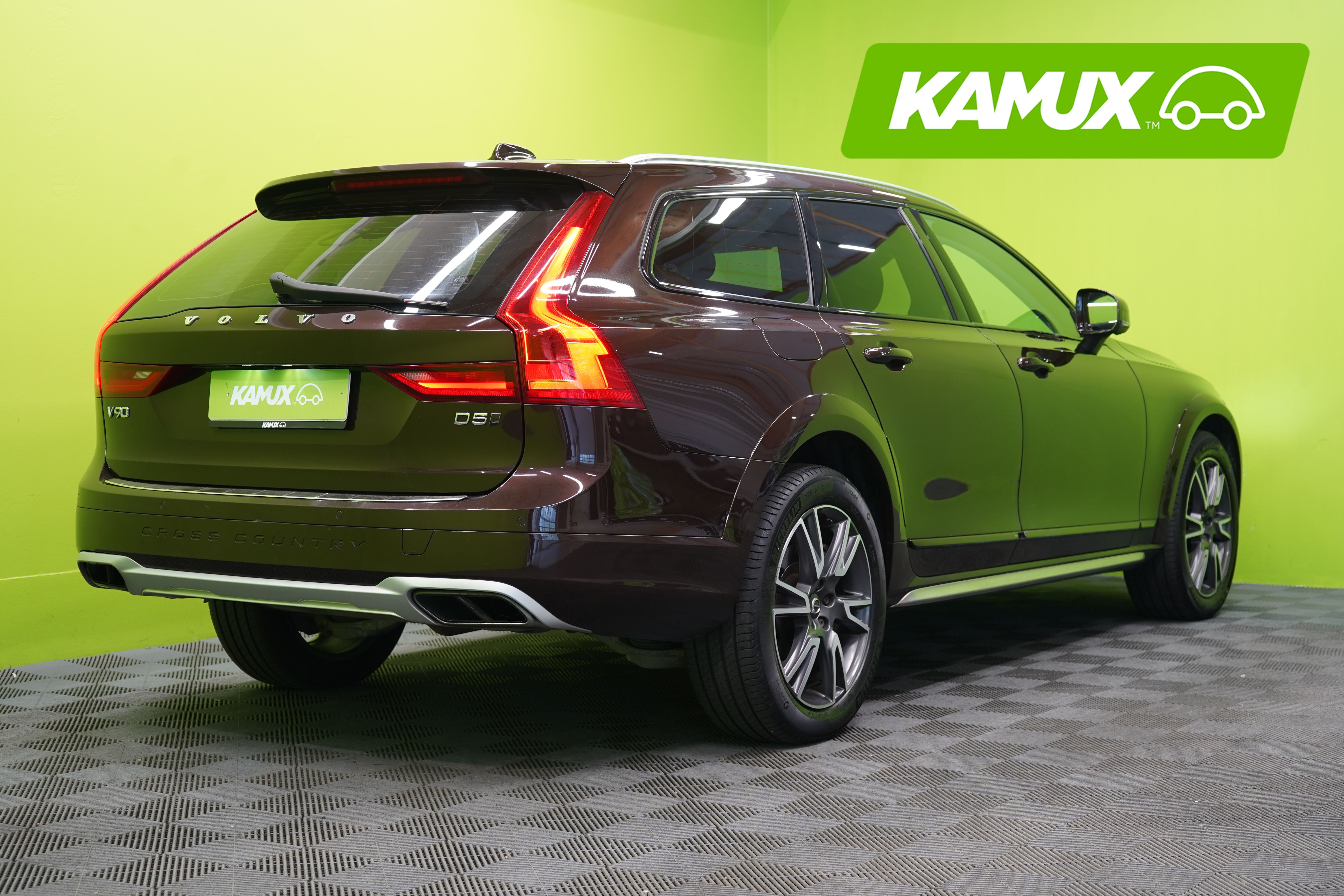 Volvo V90 Cross Country 2017
