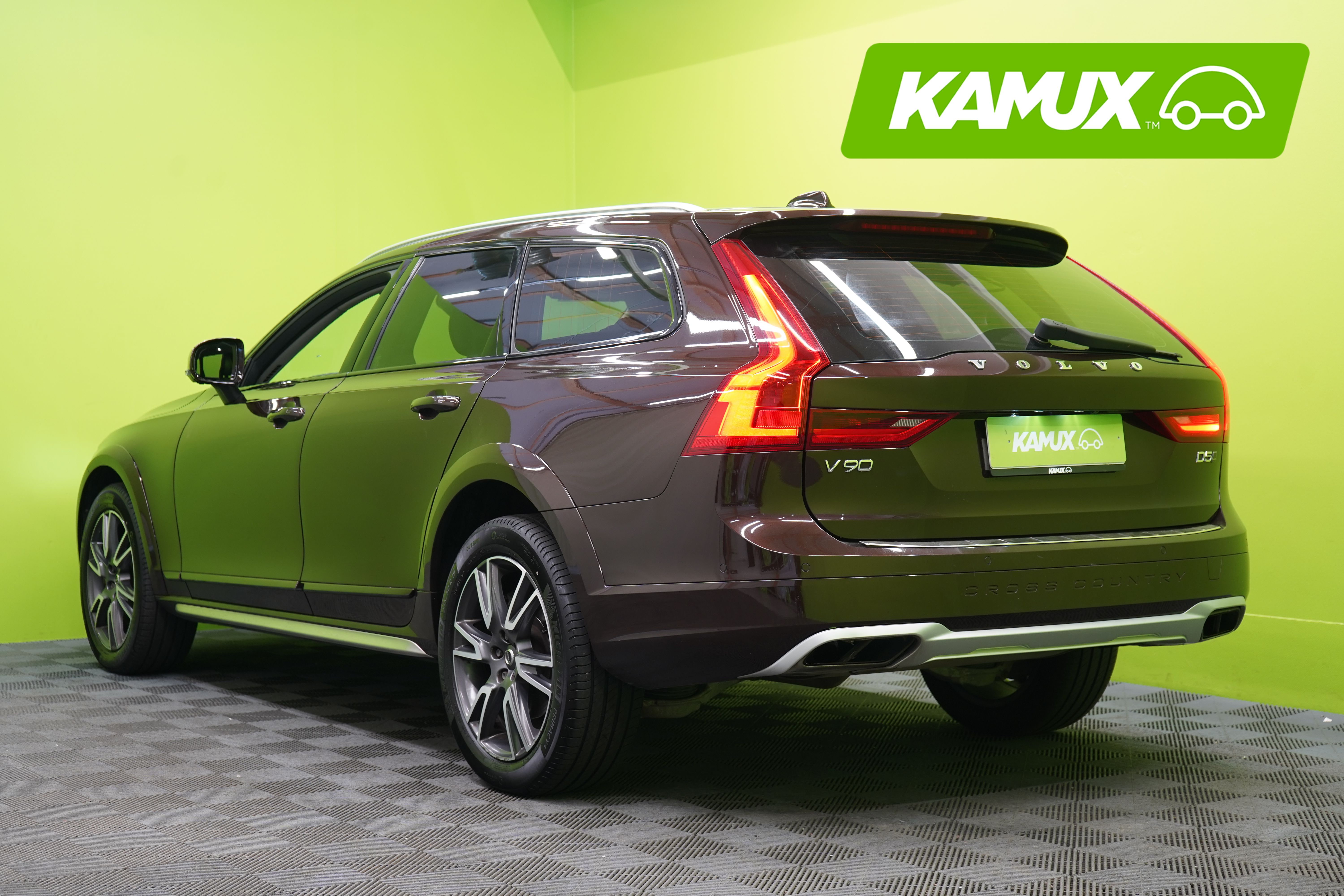 Volvo V90 Cross Country 2017