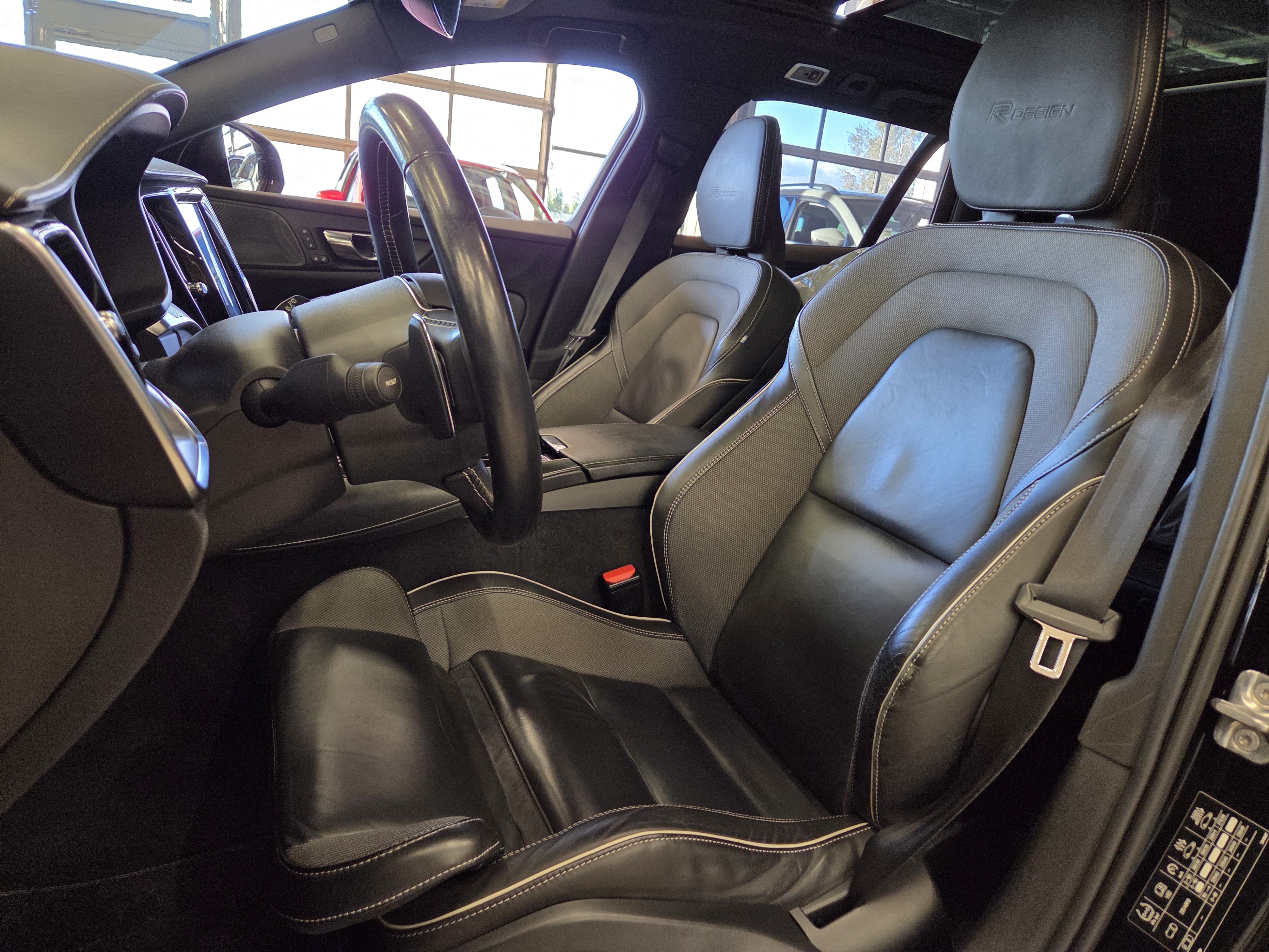 Volvo V60 2019