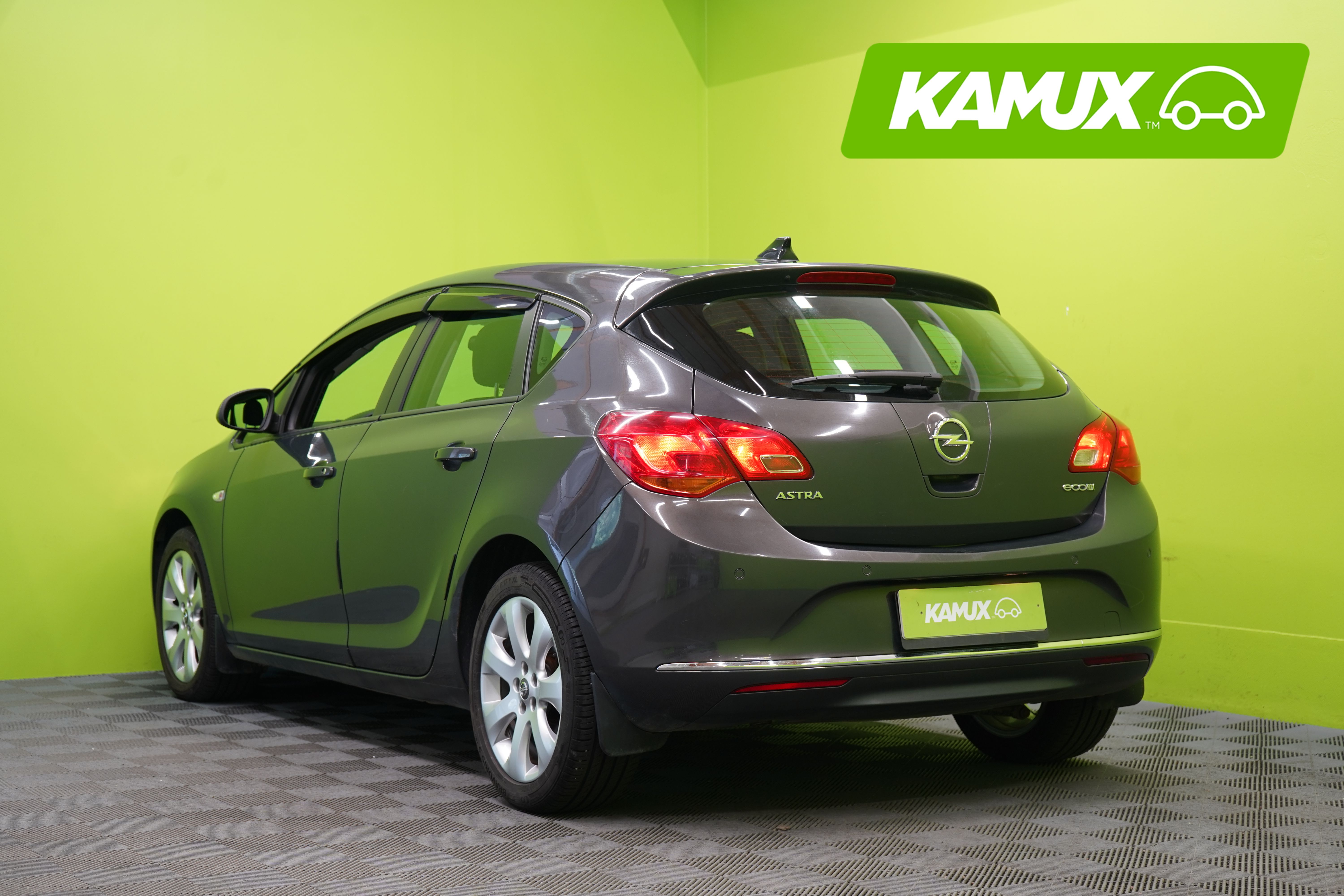 Opel Astra 2013