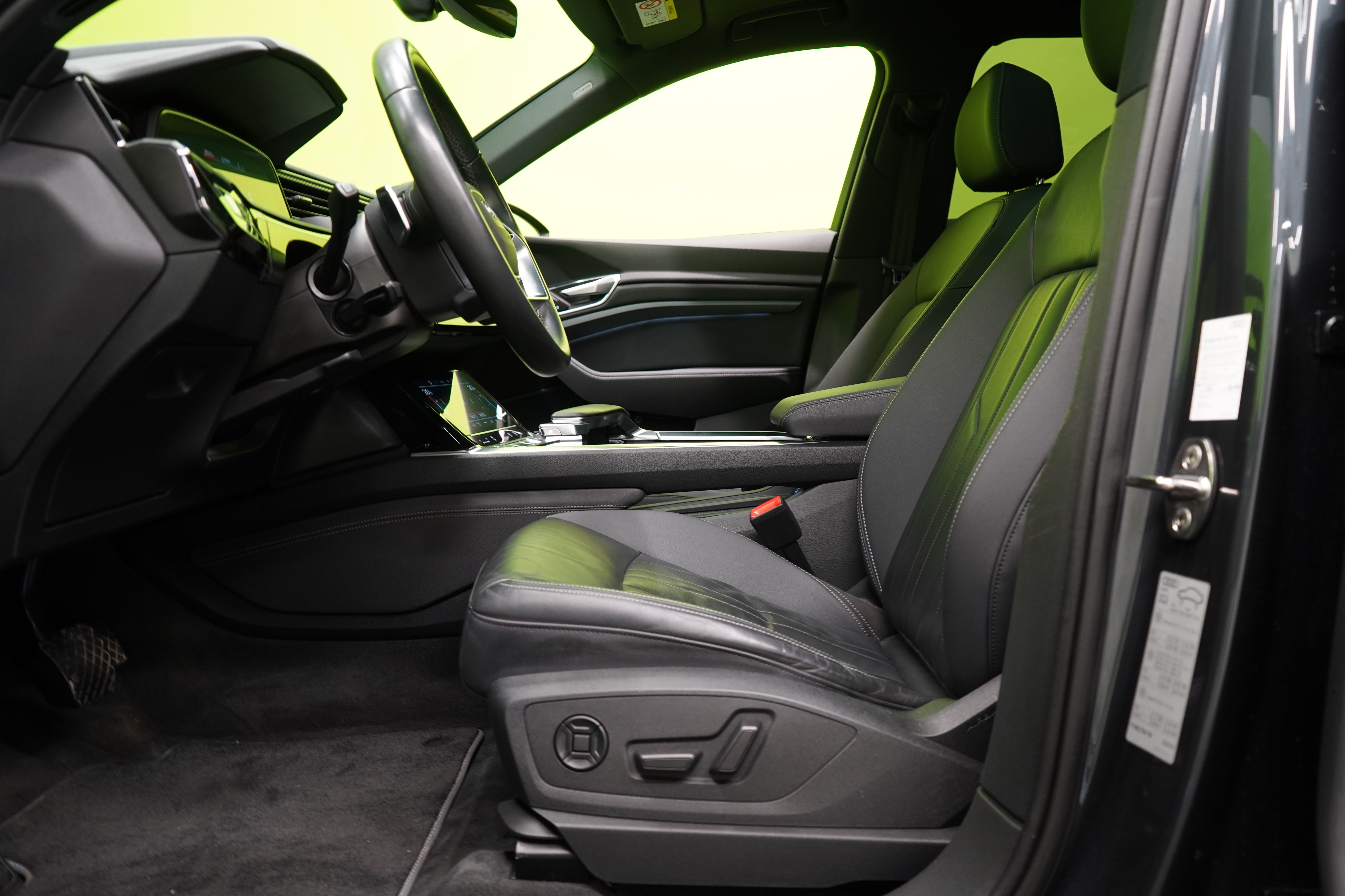 Audi e-tron 2022