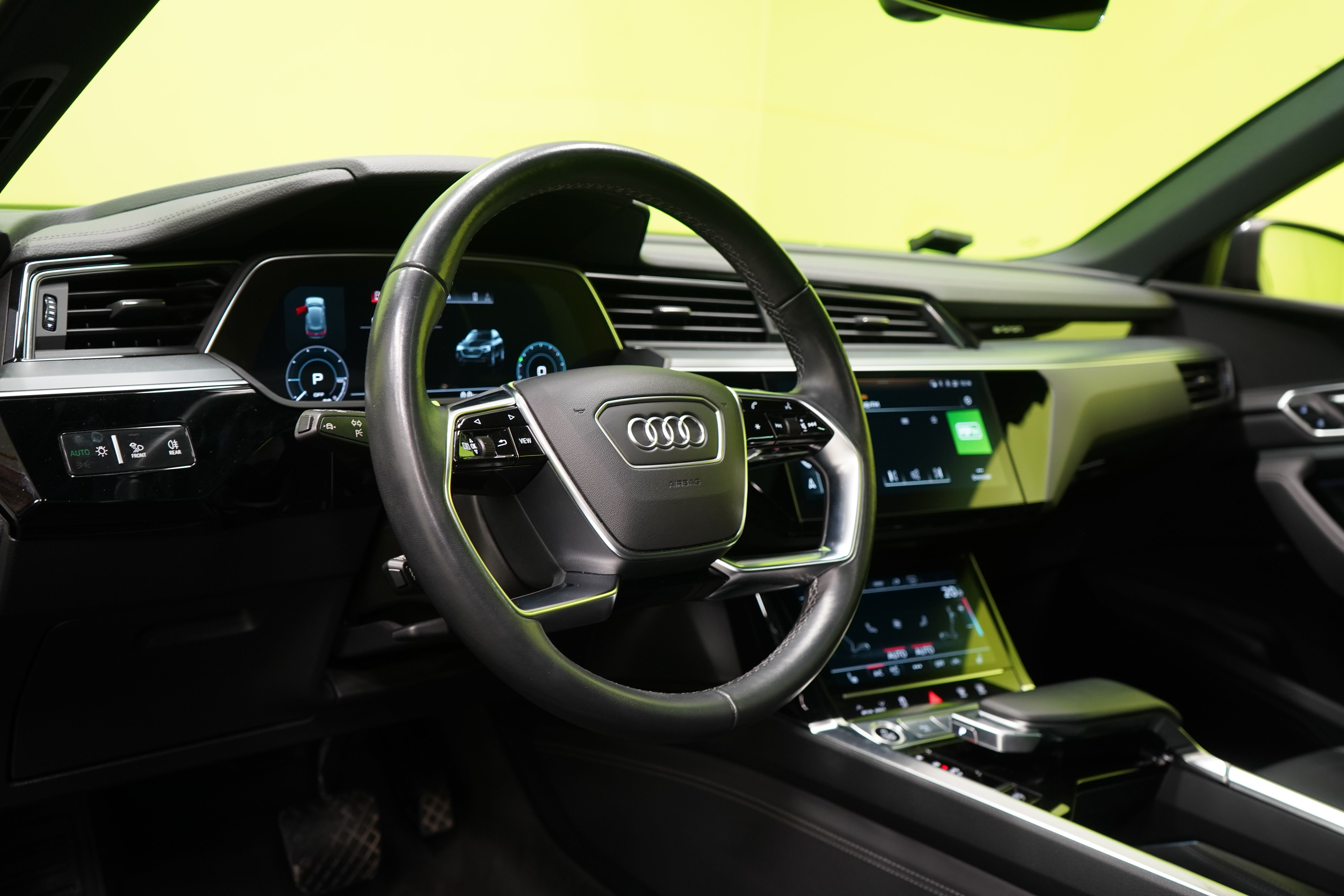Audi e-tron 2022